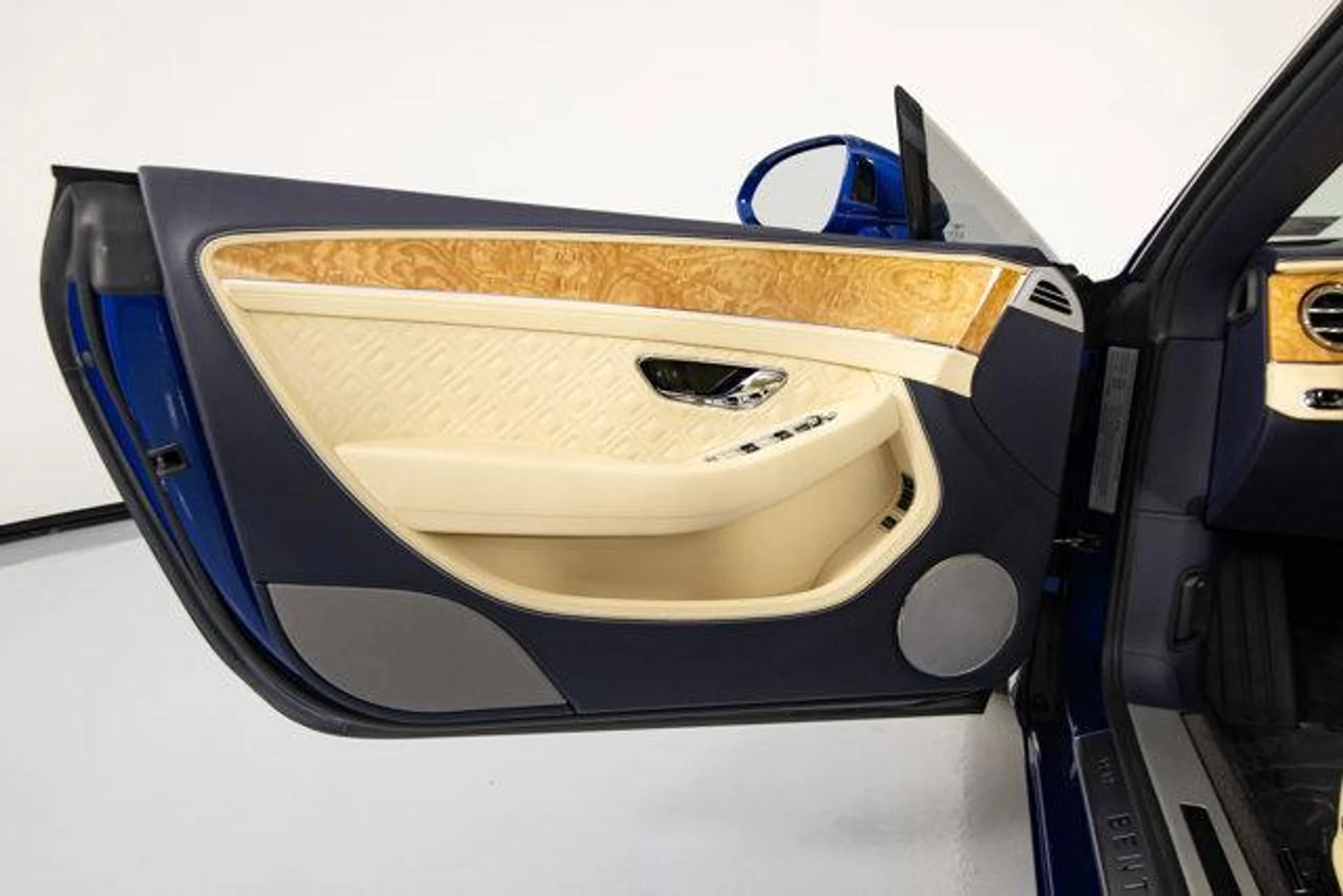 mph009_3754863661_gynyy_Ti1_Zf_Qu_MP_2_Btx_V_Lo_Y9_Uh7c_d0d0ce96c9