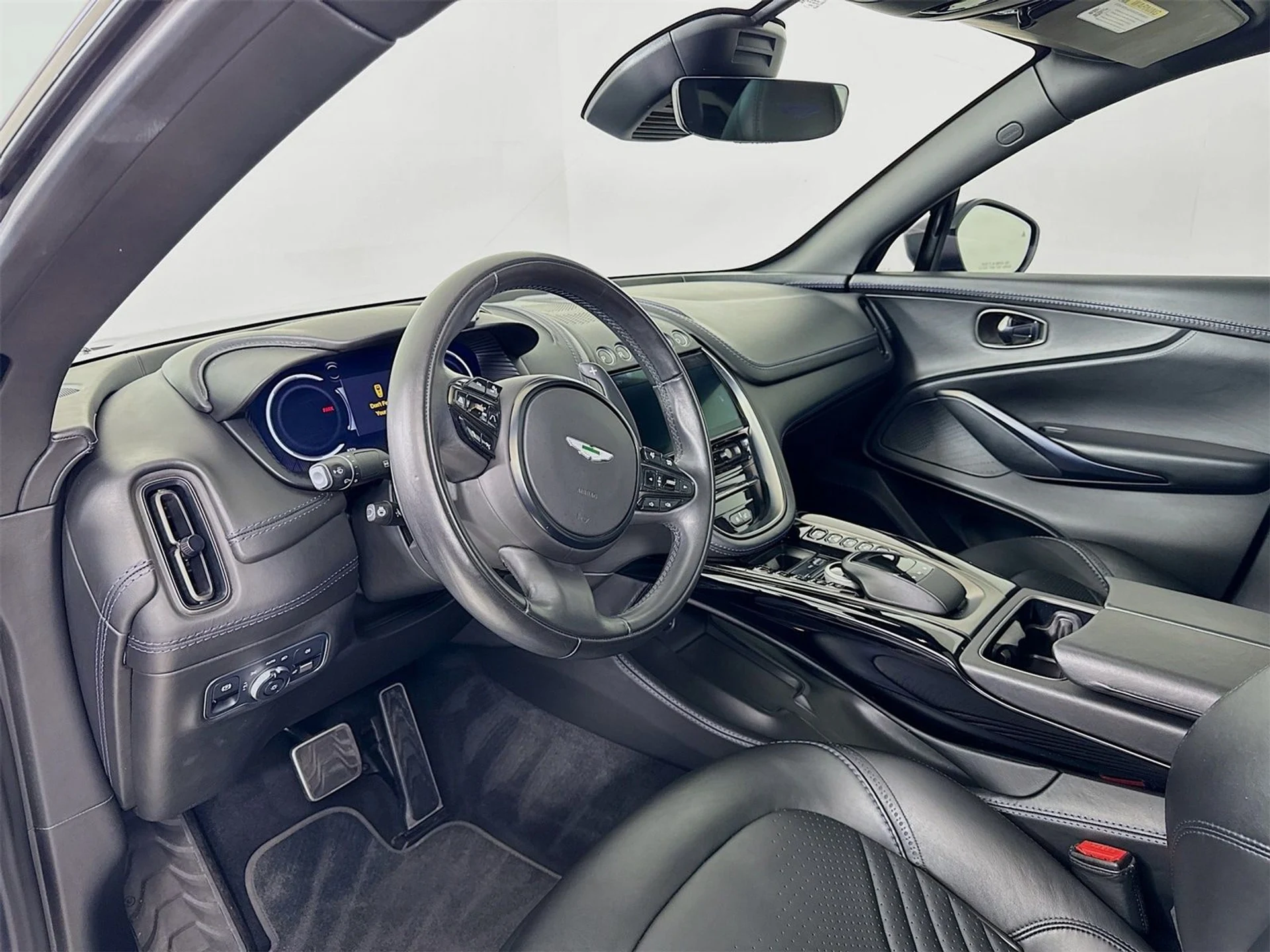 mph009_377246829_782551957a590abb57bb63a16cff9688x_2f3fd9c894