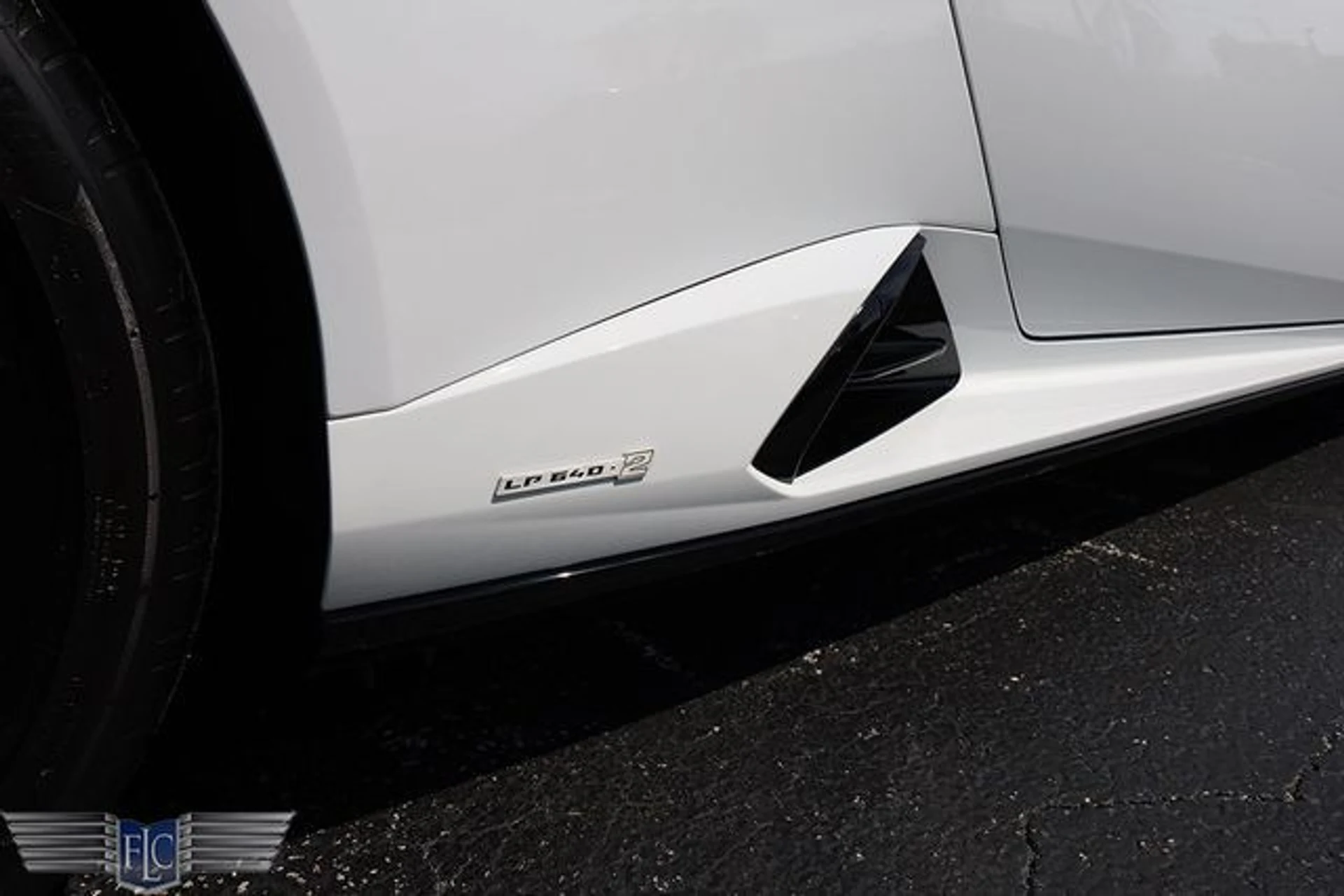 mph009_3773854599_used_2023_lamborghini_huracan_tecnica_coupe_6305_23081999_14_640_136e4ddbb2