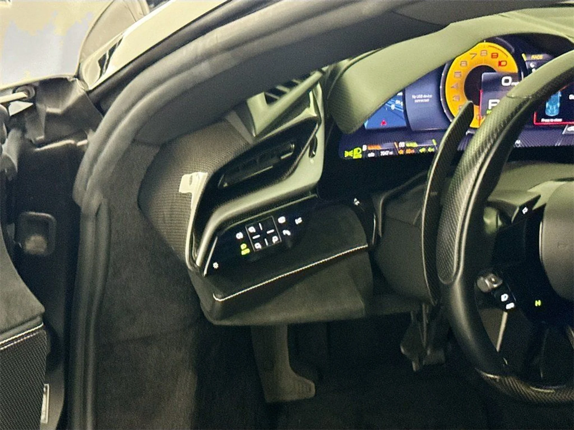 mph009_3779950823_5a1ea2fa73c064dbd18e76465922c531_aaeee5e3c5