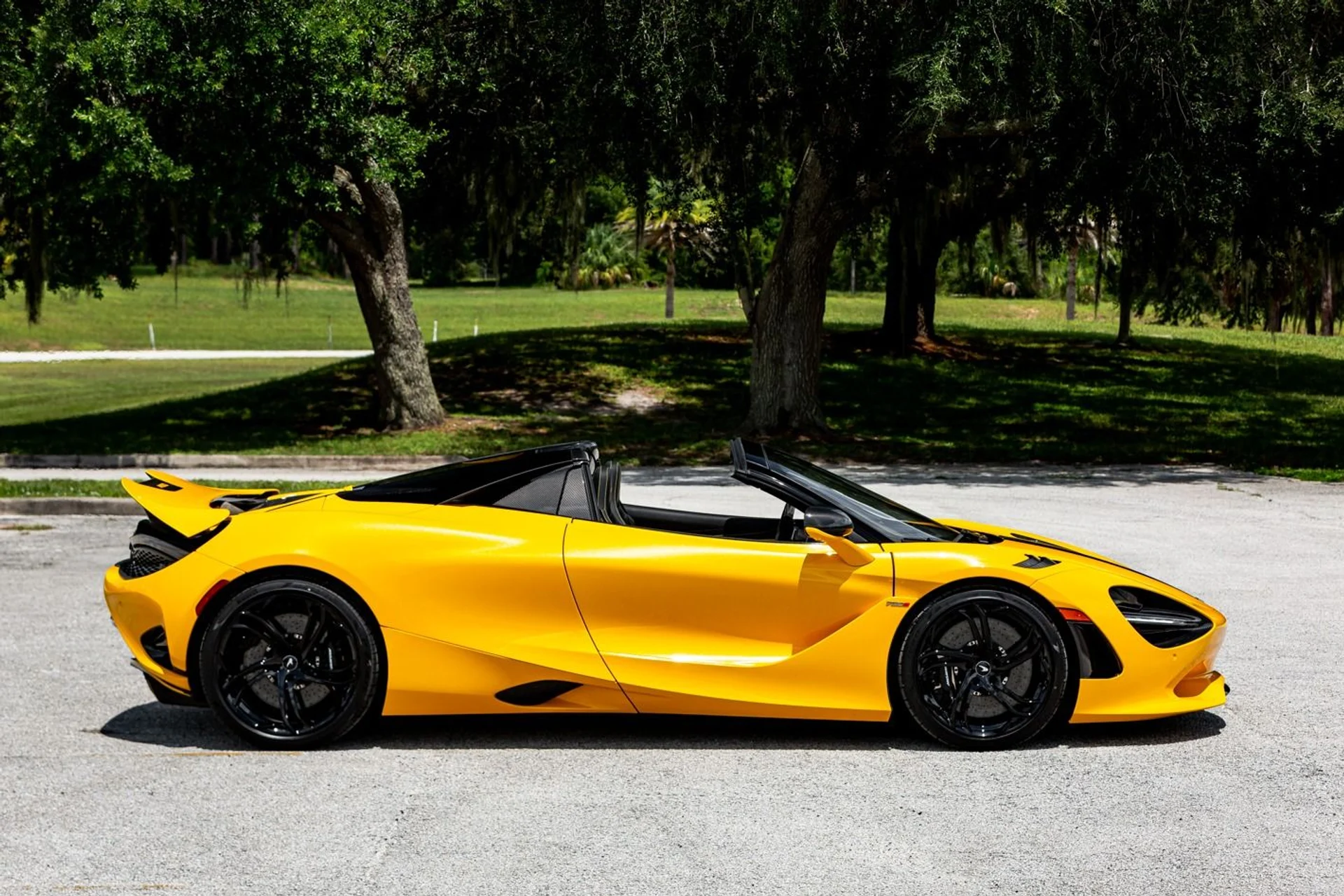 mph009_379966679_New_2024_Mc_Laren_750_S_Spider_e2e325979d