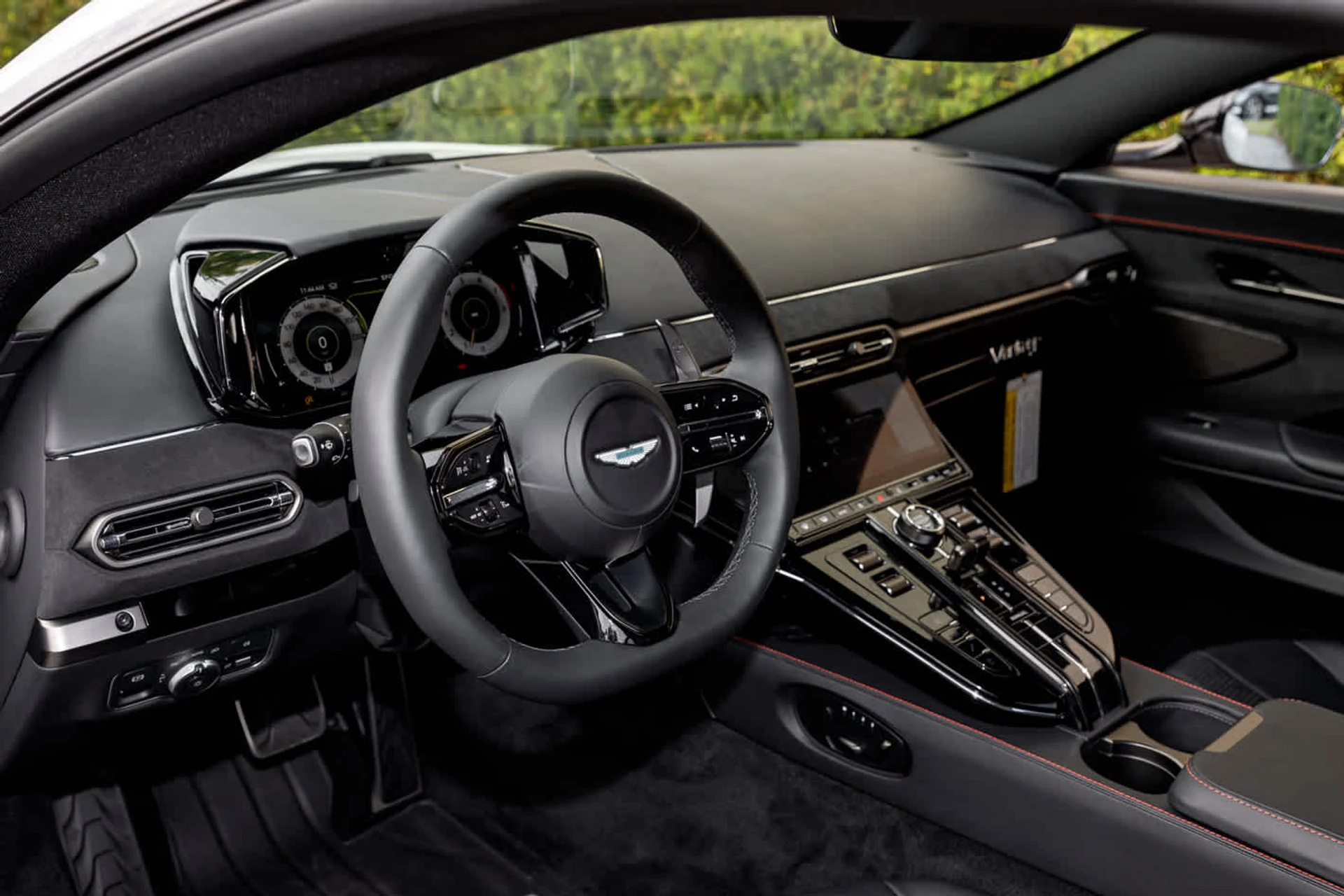 mph009_380076988_10_d23d8214be