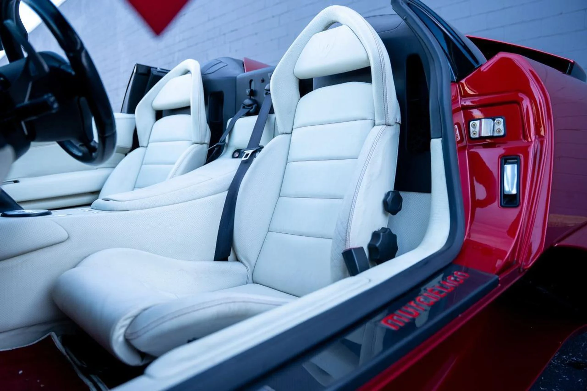 mph009_3805520449_e7cb618bd37bb9112772f1bb10a28b9b_3925431f20