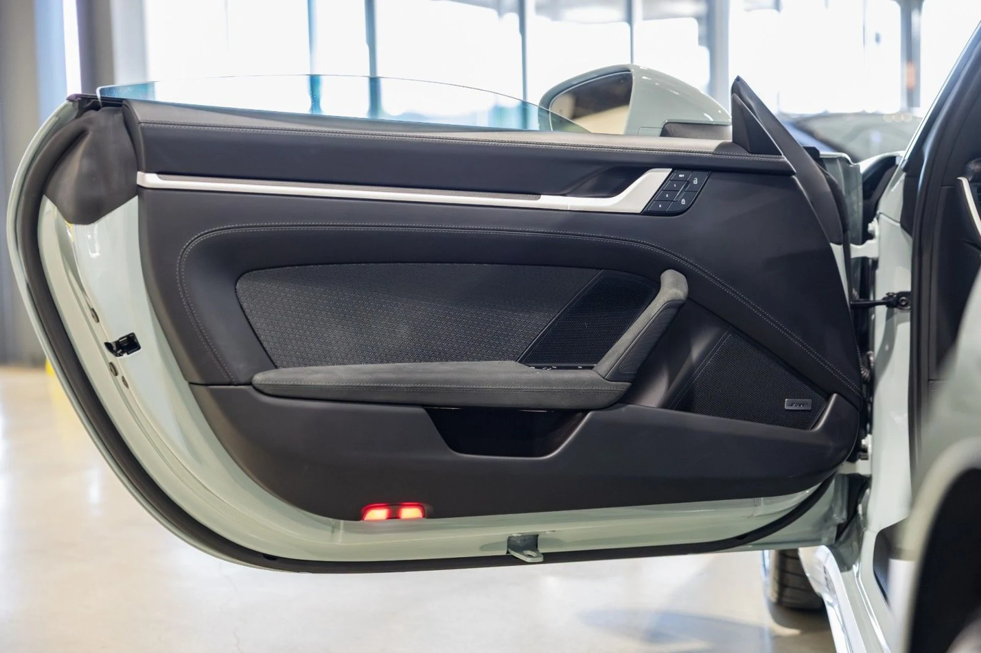 mph009_3812608909_pw_38ae20b210