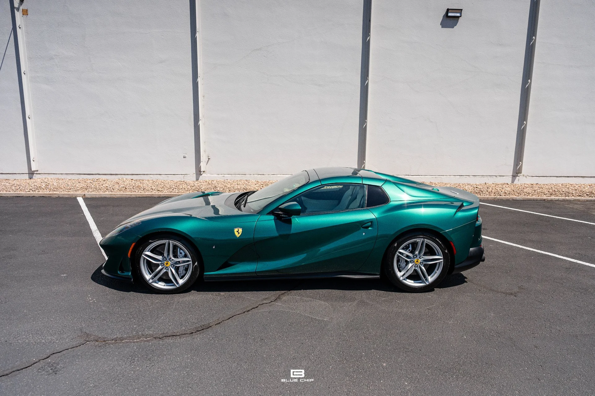 mph009_3825321580_6a612ff5c4039d71235d2001_23798_202022_20_Ferrari_20812_20_GTS_20_Verde_20_British_10_c9f1ff70cf