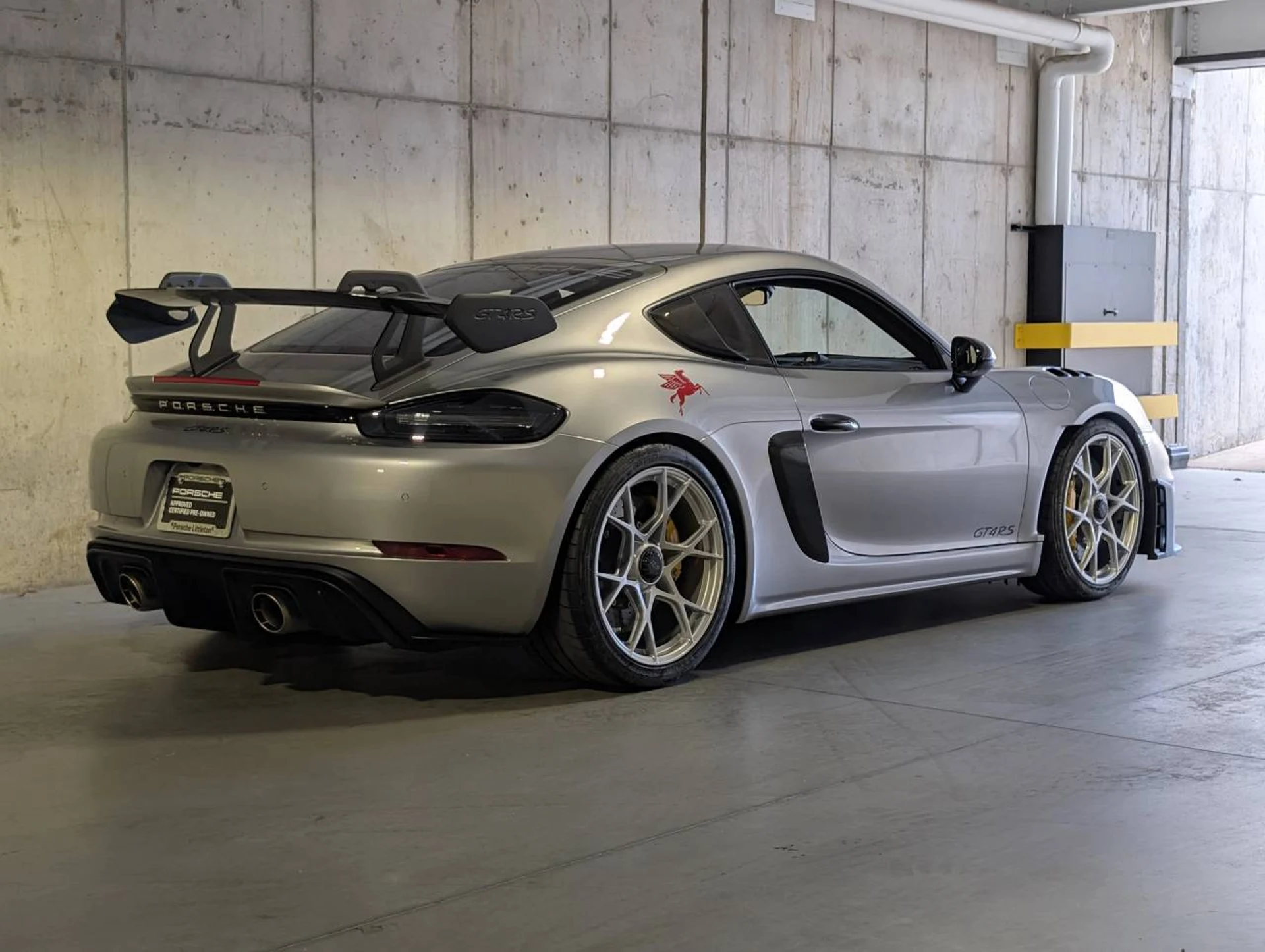 mph009_3830714753_034c8816bbb3568ea132a58bfb60eb6dx_de48ff59ba