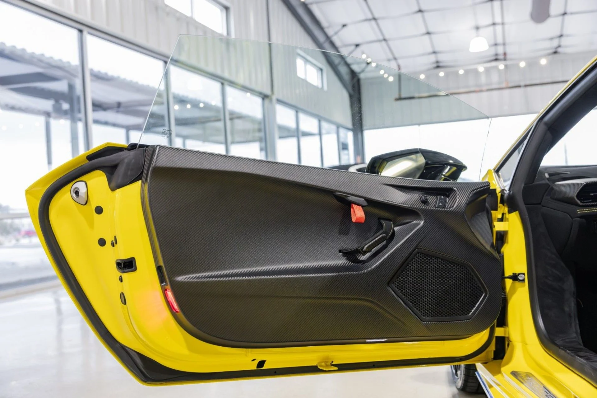 mph009_383769851_bw_19b3e44b04