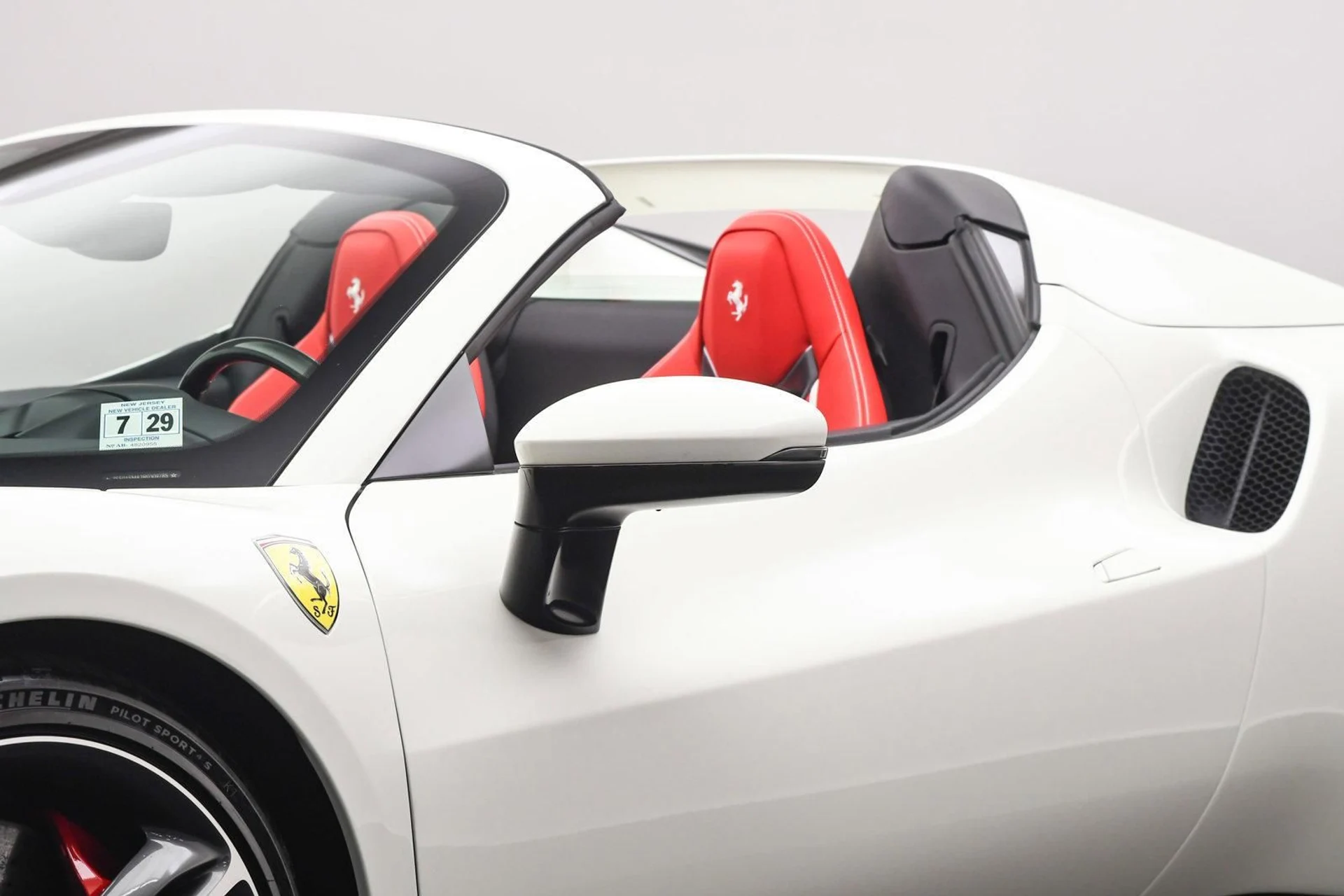mph009_3848687326_Used_2024_Ferrari_296_GTS_in_Bianco_Avus_1740819838_92a6253cf1