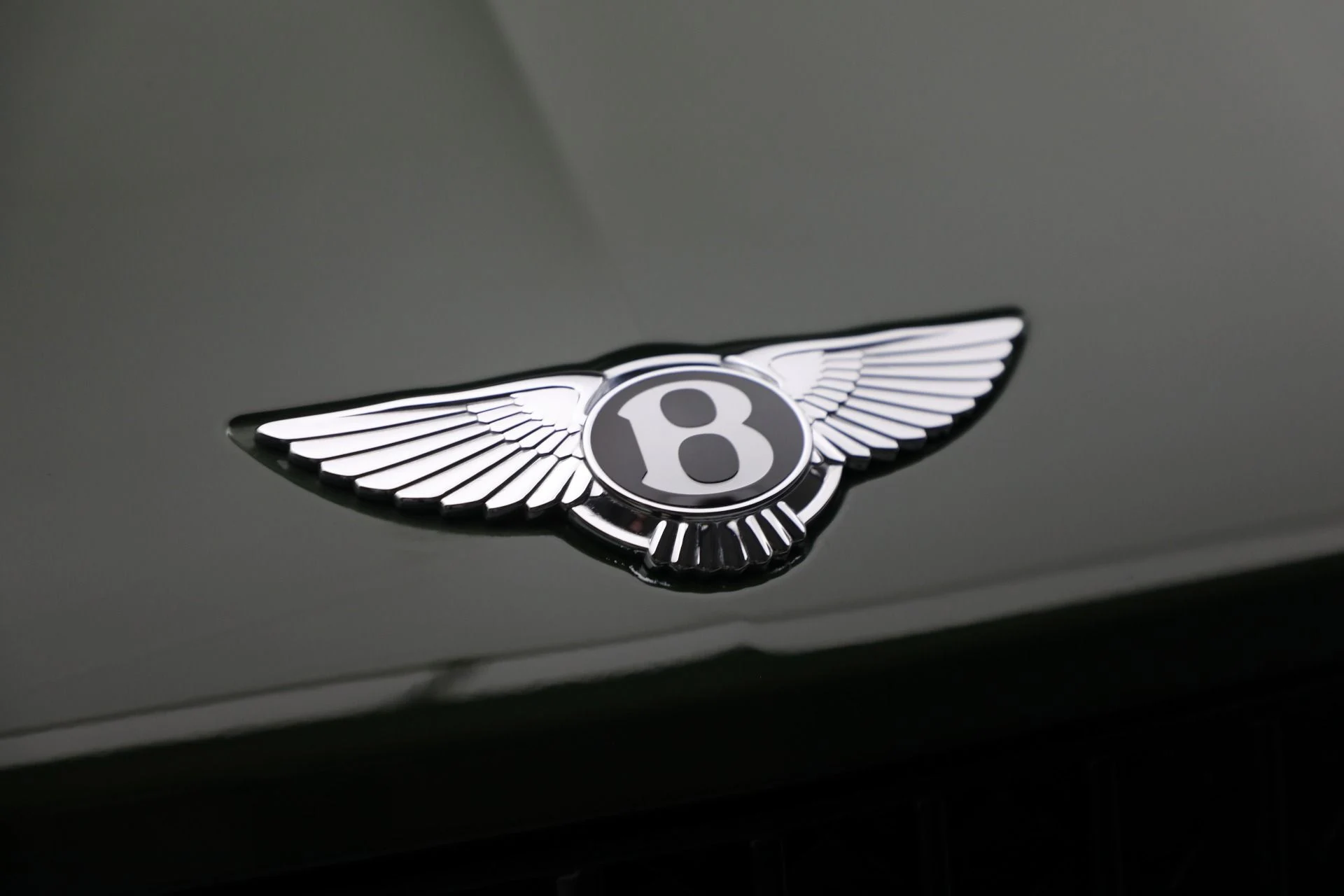 mph009_3850251763_Used_2023_Bentley_Bentayga_EWB_Azure_V8_c79d4d29fd