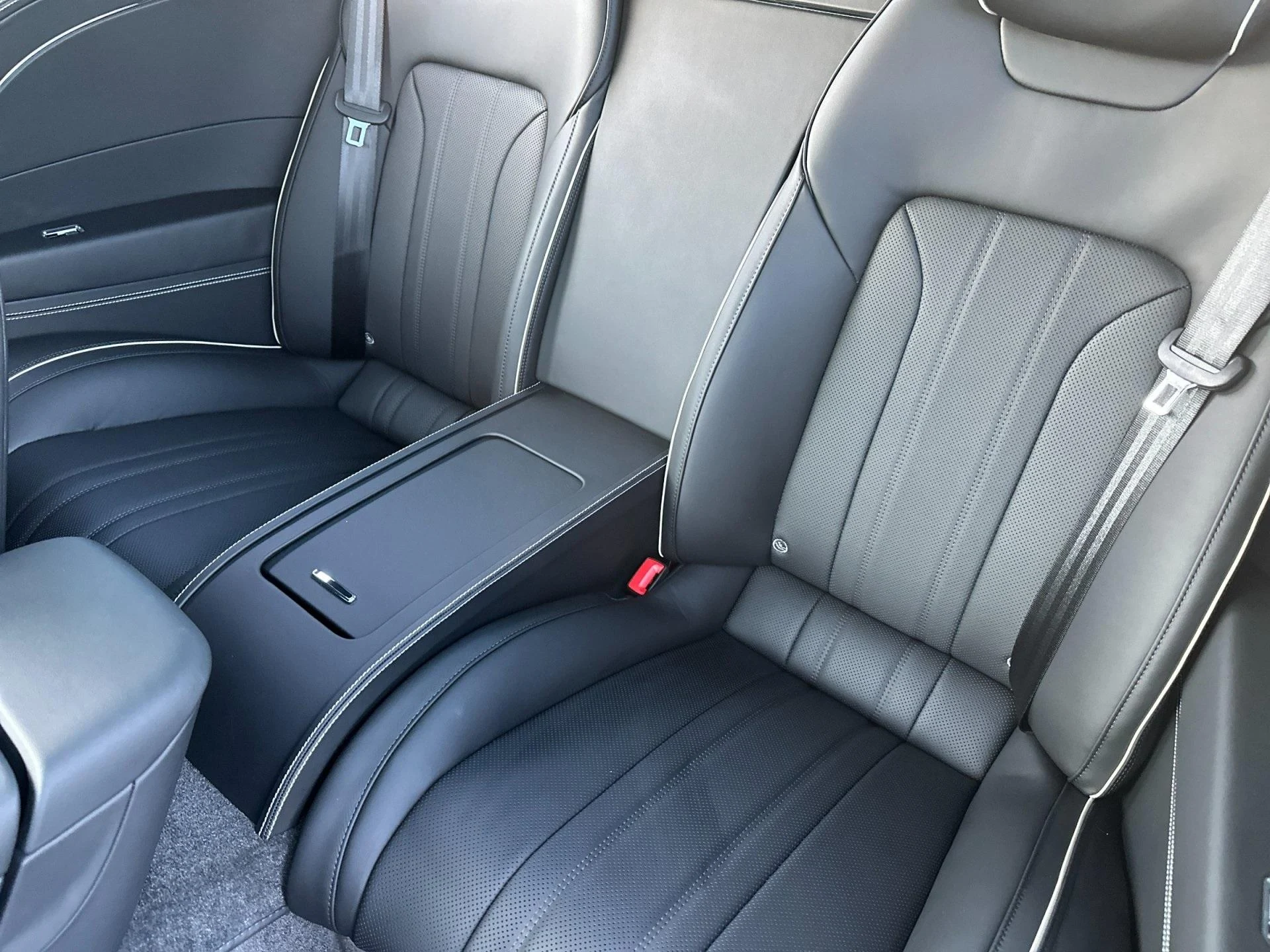 mph009_3850425127_New_2026_Bentley_1764169736_54c3bc1cc0