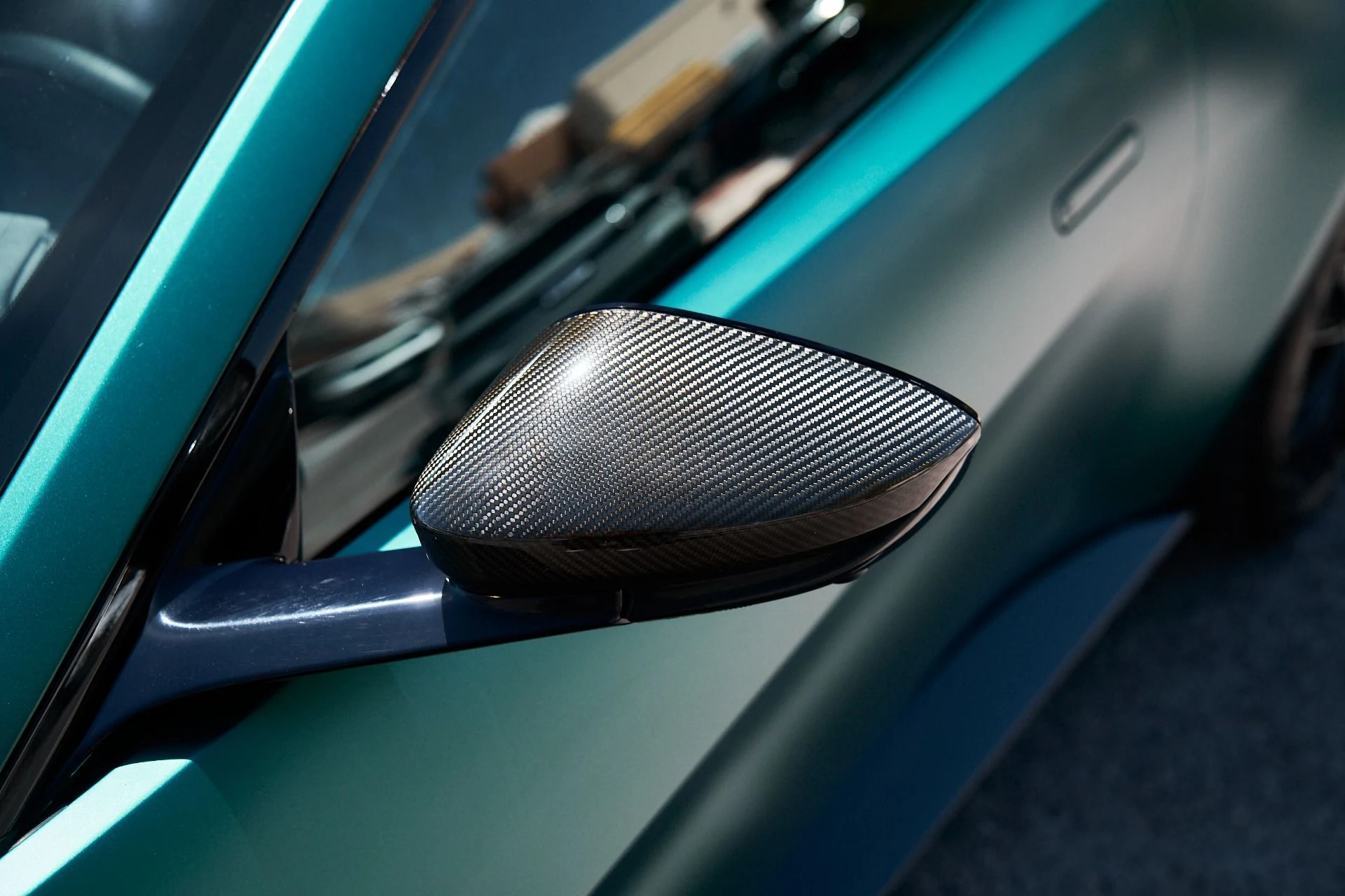 mph009_3869014812_Used_2023_Aston_Martin_Vantage_F1_Edition_1755655603_1eea568d00