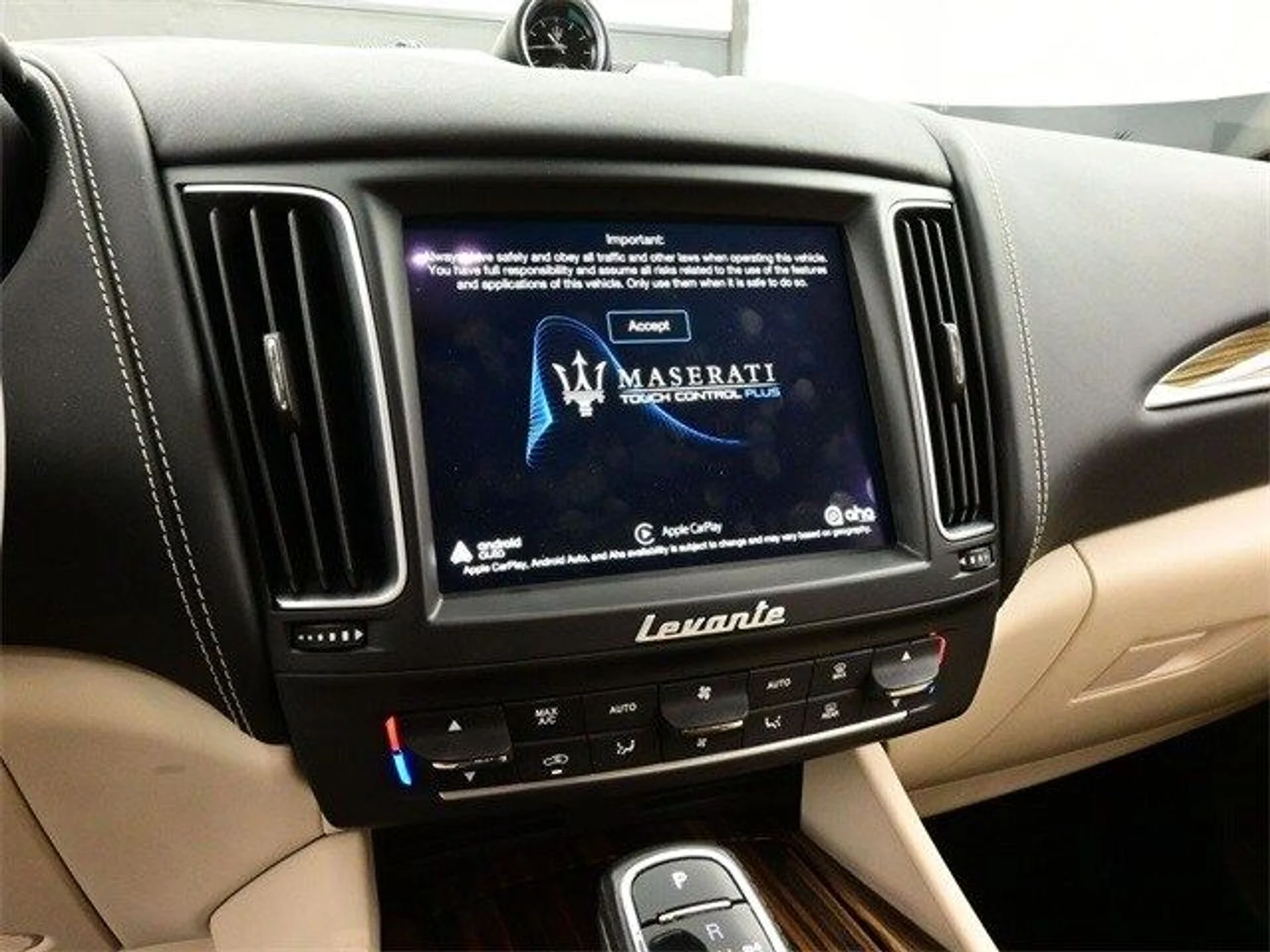 mph009_3869459950_a2184a59a67207a8bd28cb2953af43b2x_fa1f713bae