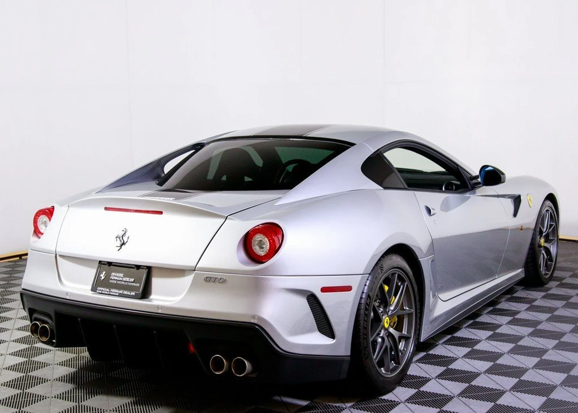 mph009_3894386204_82baf3c43656f582dd0ee1401bb4701b_7063b5add9