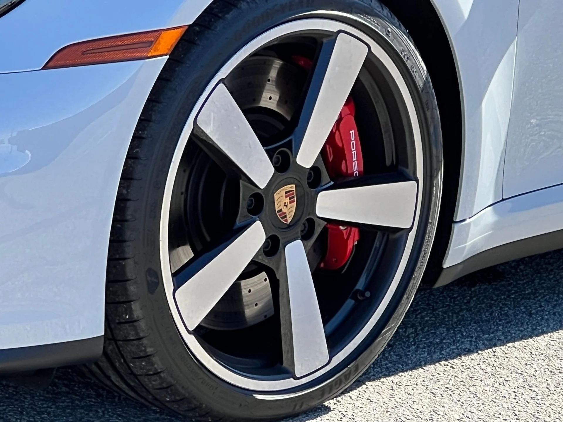 mph009_391022354_e10dda89761e6ed41480eb15a1b7b07ax_fc4b94505d