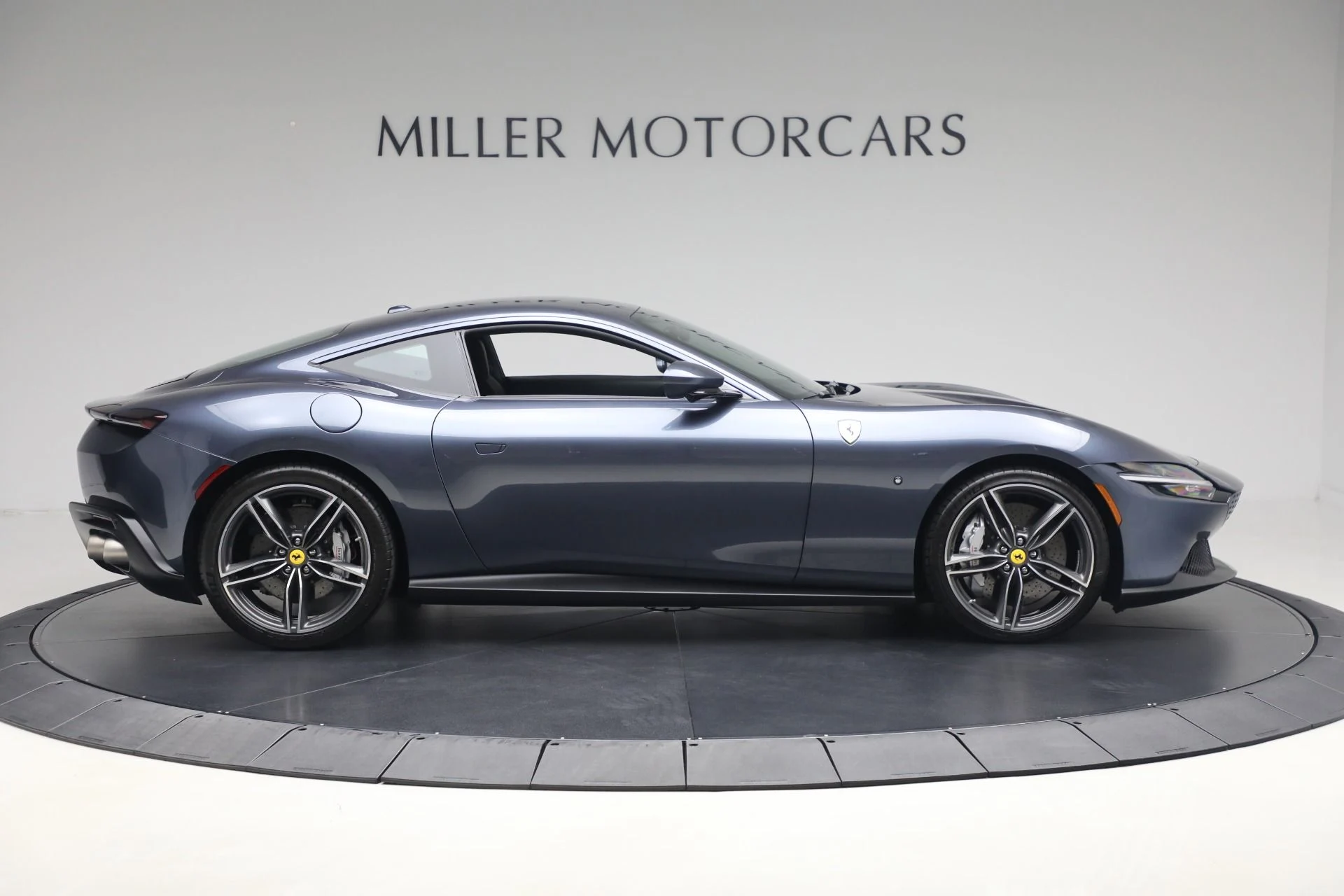 mph009_3913463857_Used_2021_Ferrari_Roma_ea262fa2bc