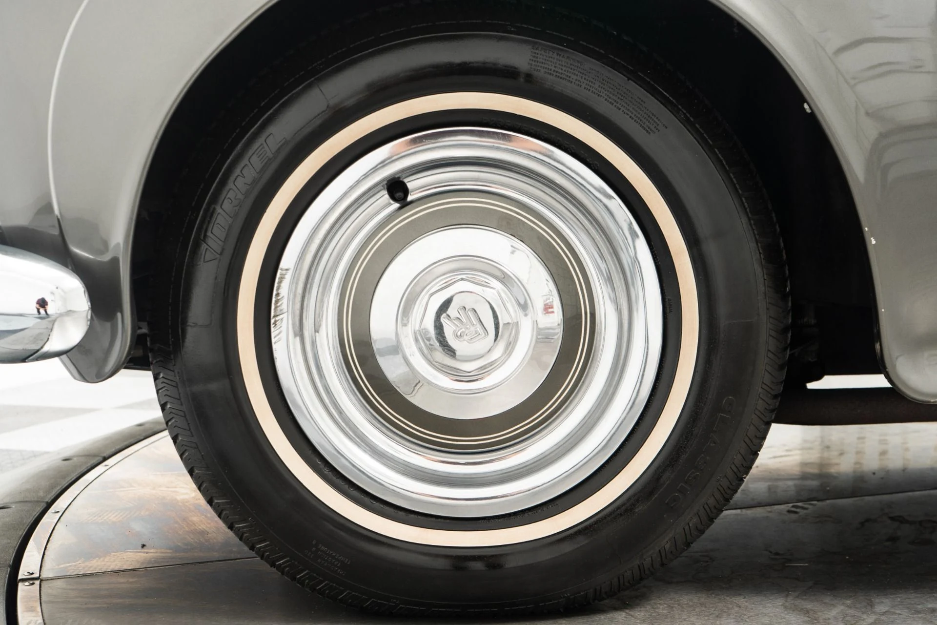 mph009_3915262442_Used_1960_Rolls_Royce_Silver_Cloud_II_1757511500_d5b45380ea