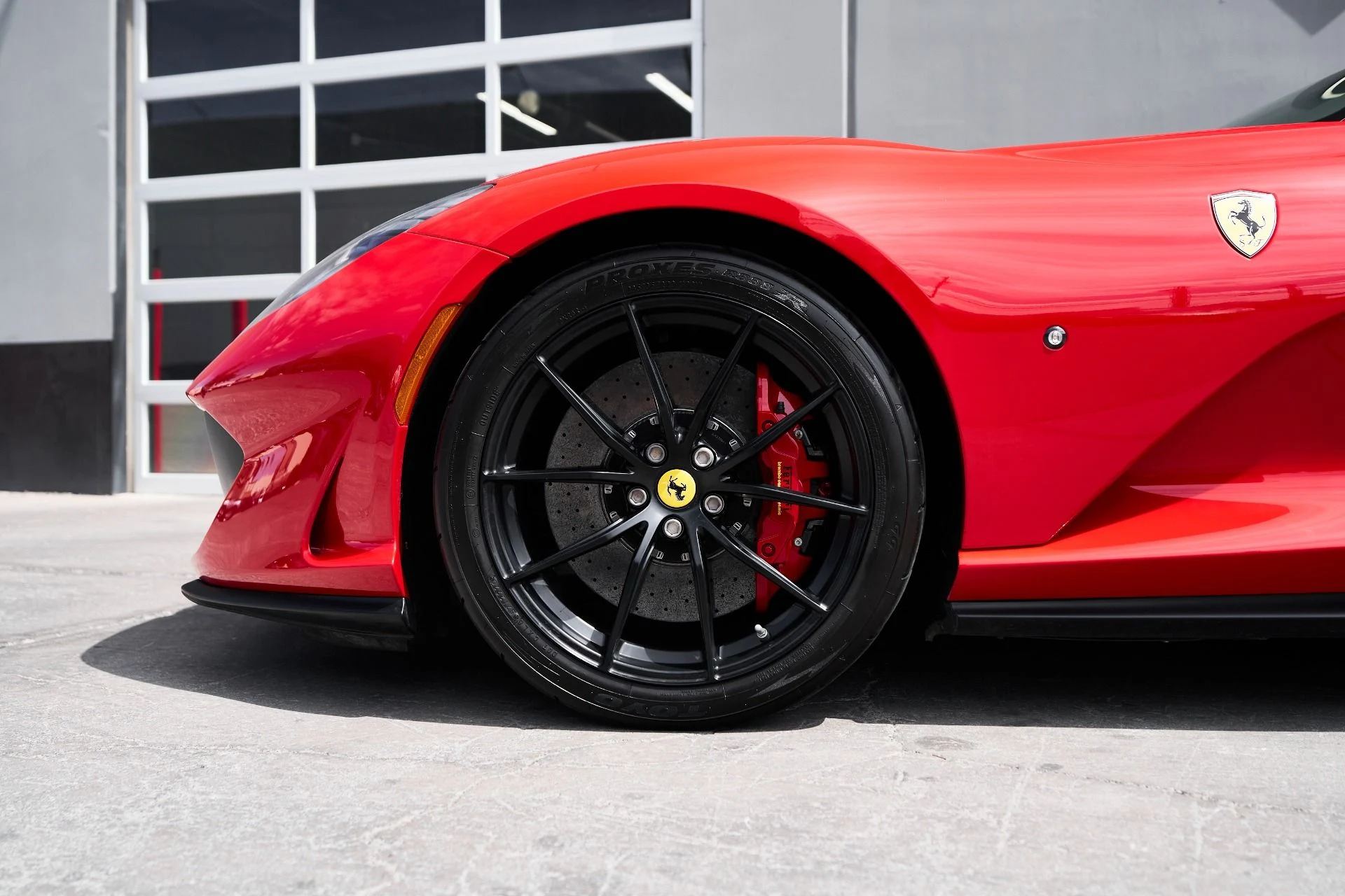 mph009_3925599922_Used_2018_Ferrari_812_Superfast_Base_1749002871_375191dbe7
