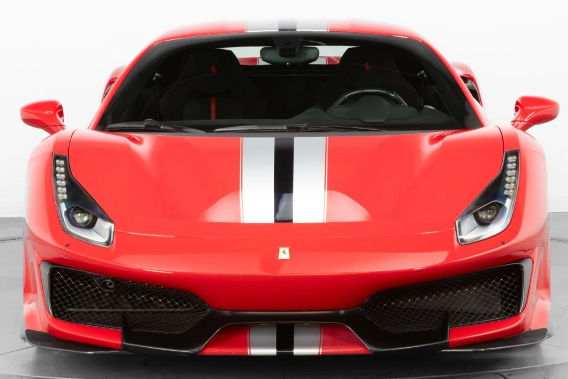 mph009_3926225081_Used_2020_Ferrari_488_Pista_9307584463