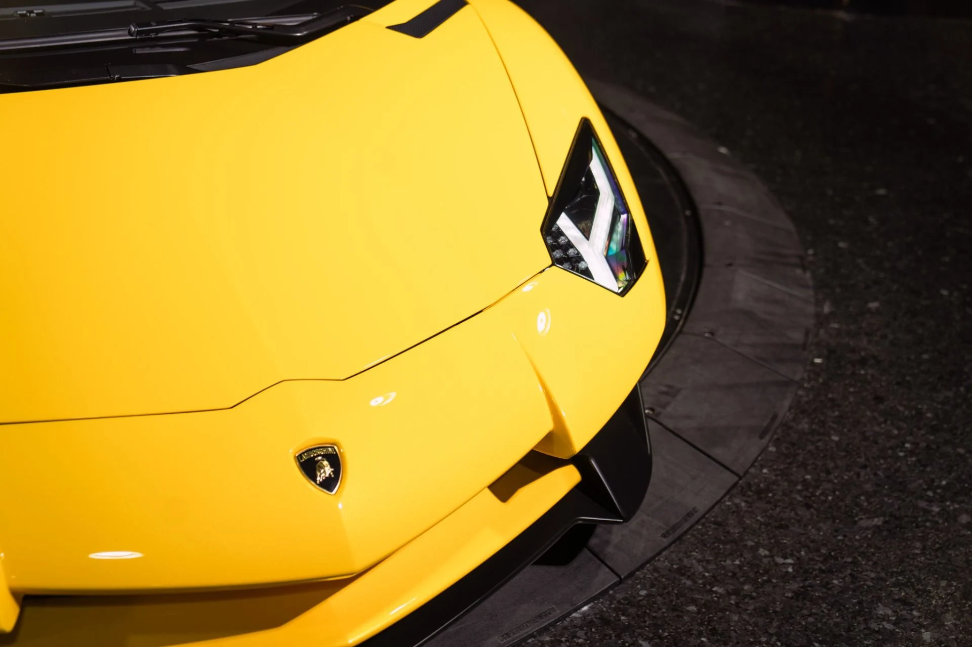 mph009_3926378656_Used_2016_Lamborghini_Aventador_LP_750_4_SV_Full_Carbon_Interior_with_Carbon_Seats_1792521135_cd96a1c91e