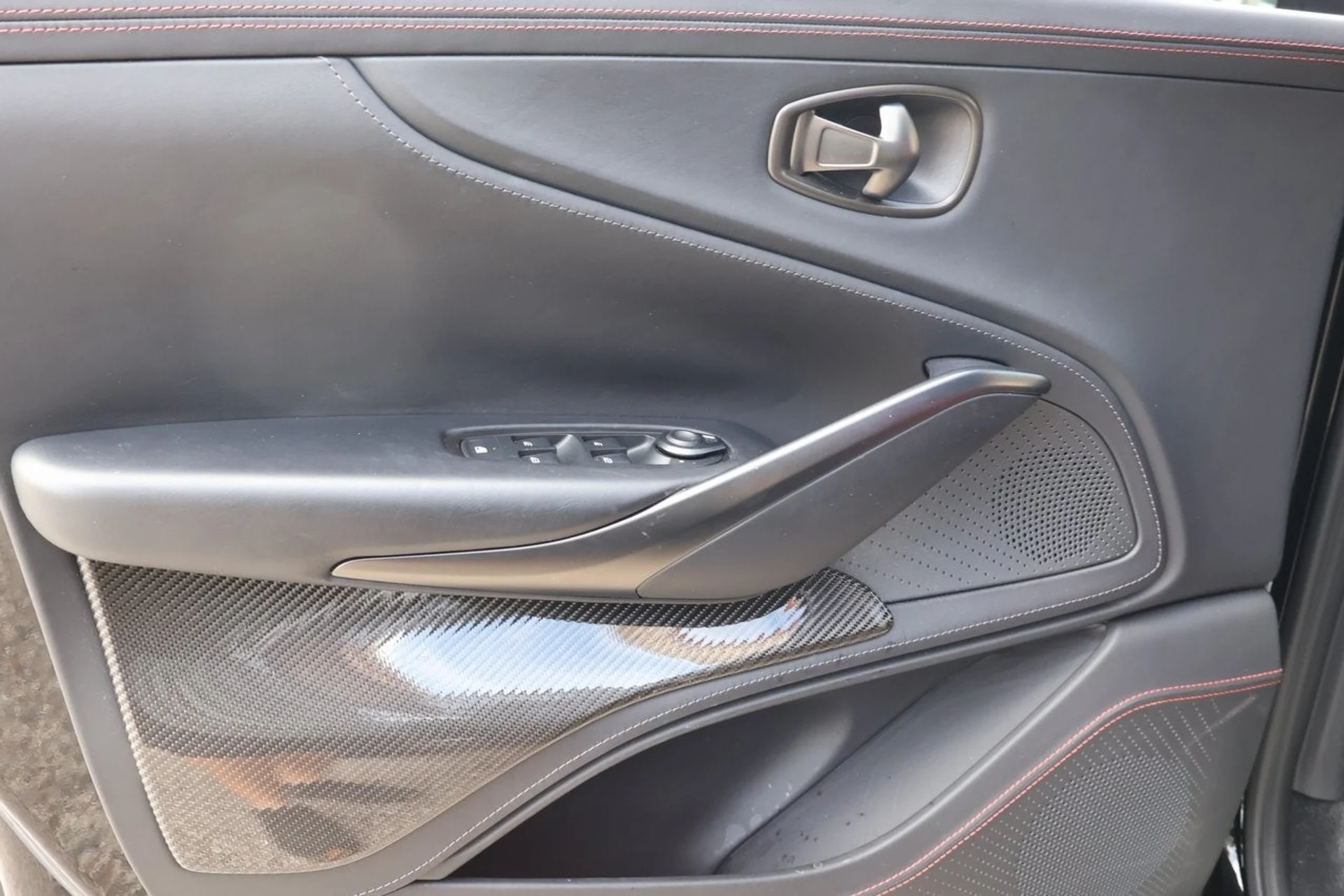 mph009_3929432661_10_f4e1fb31d8