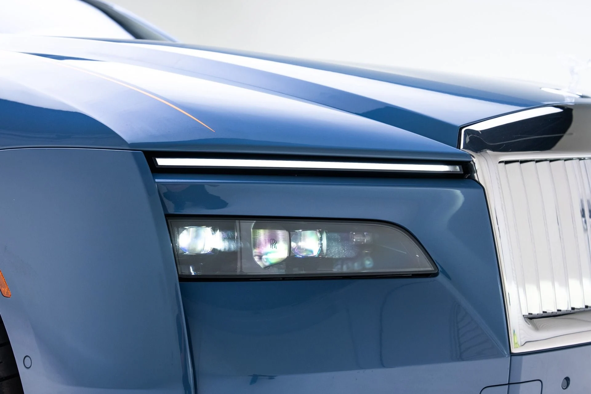 mph009_3938022618_Used_2024_Rolls_Royce_Spectre_1775065047_4c095716c4