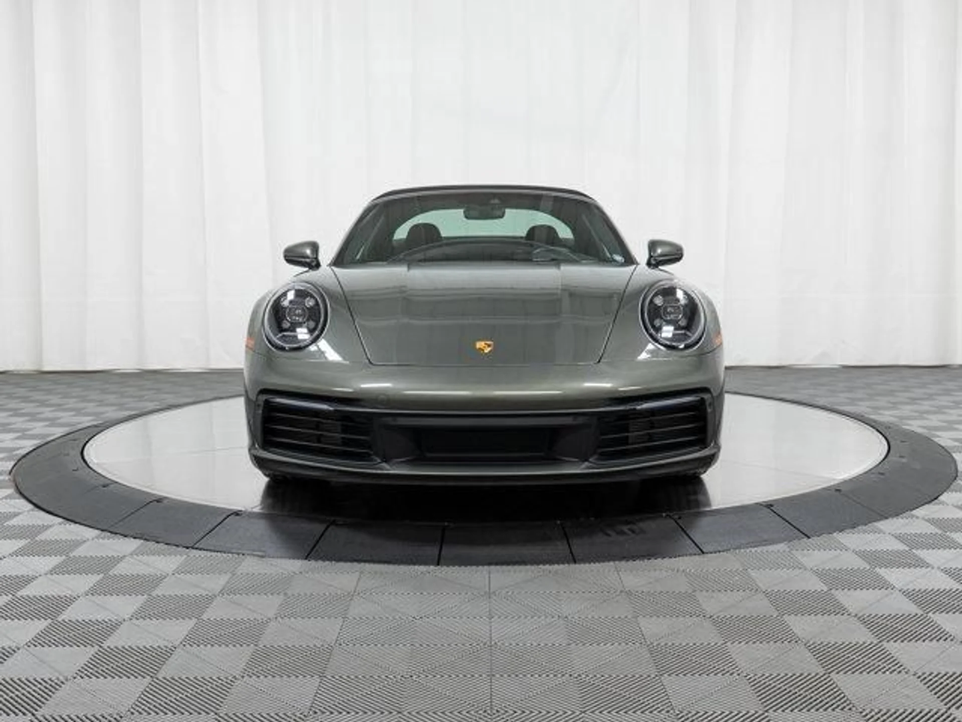 mph009_3940898071_ov_Lua_A_Xo9_Lgi_ZYF_Fs0_CF_1_K_Ma_EY_5d0e703ff7