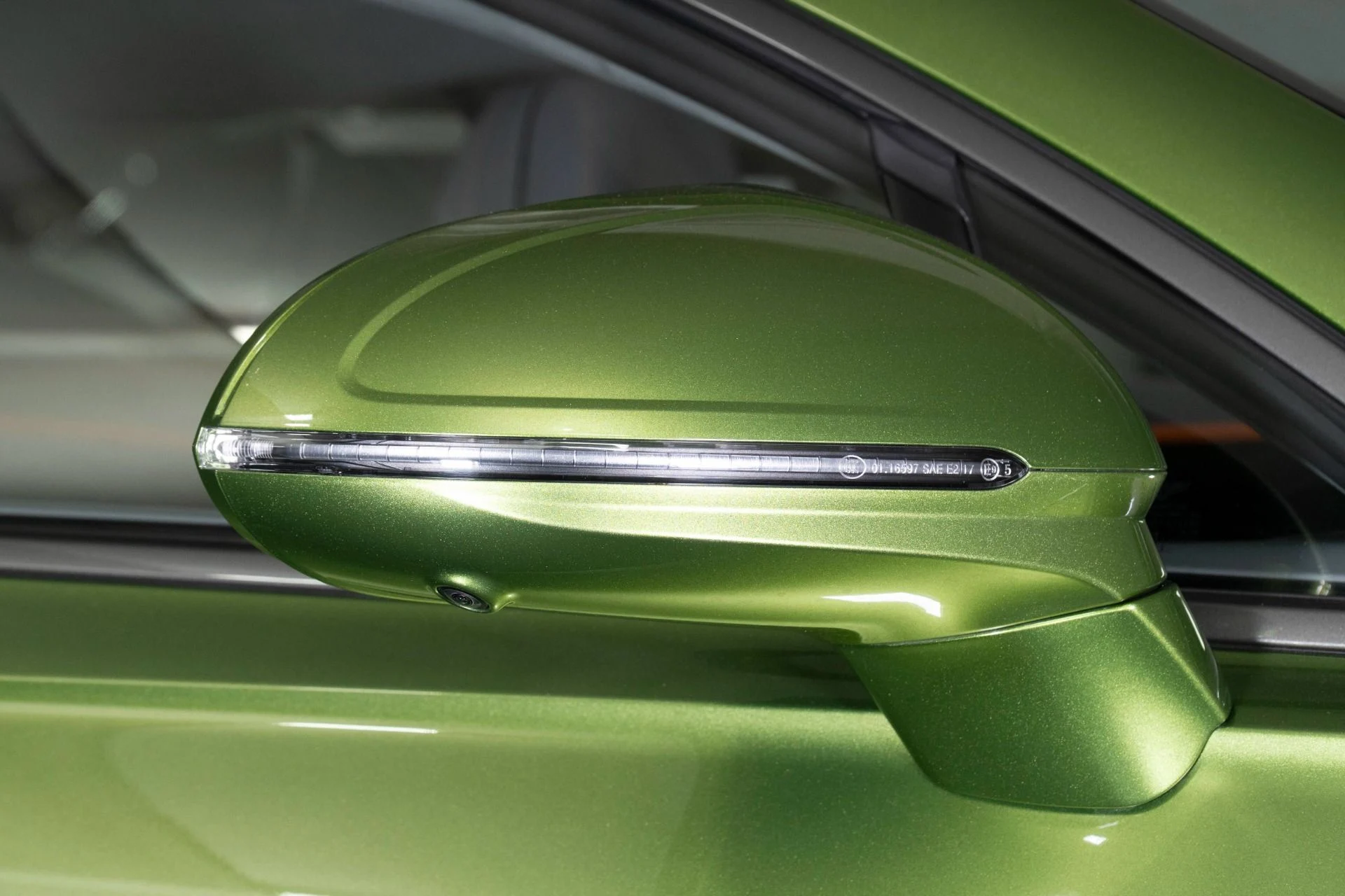 mph009_3944787006_New_2025_Bentley_Continental_GT_1777615565_ea56453d3a