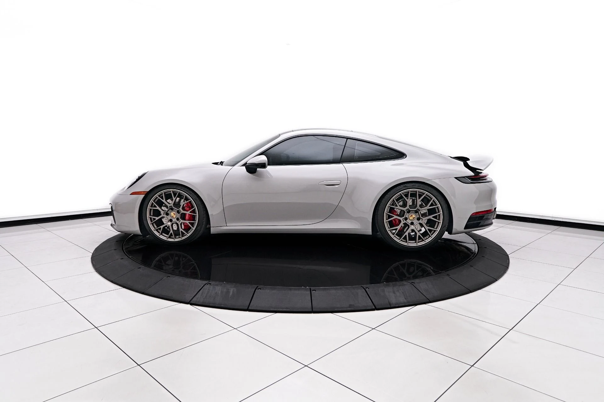 mph009_3950009665_Used_2023_Porsche_911_Carrera_4_S_1757702355_bdde93277e