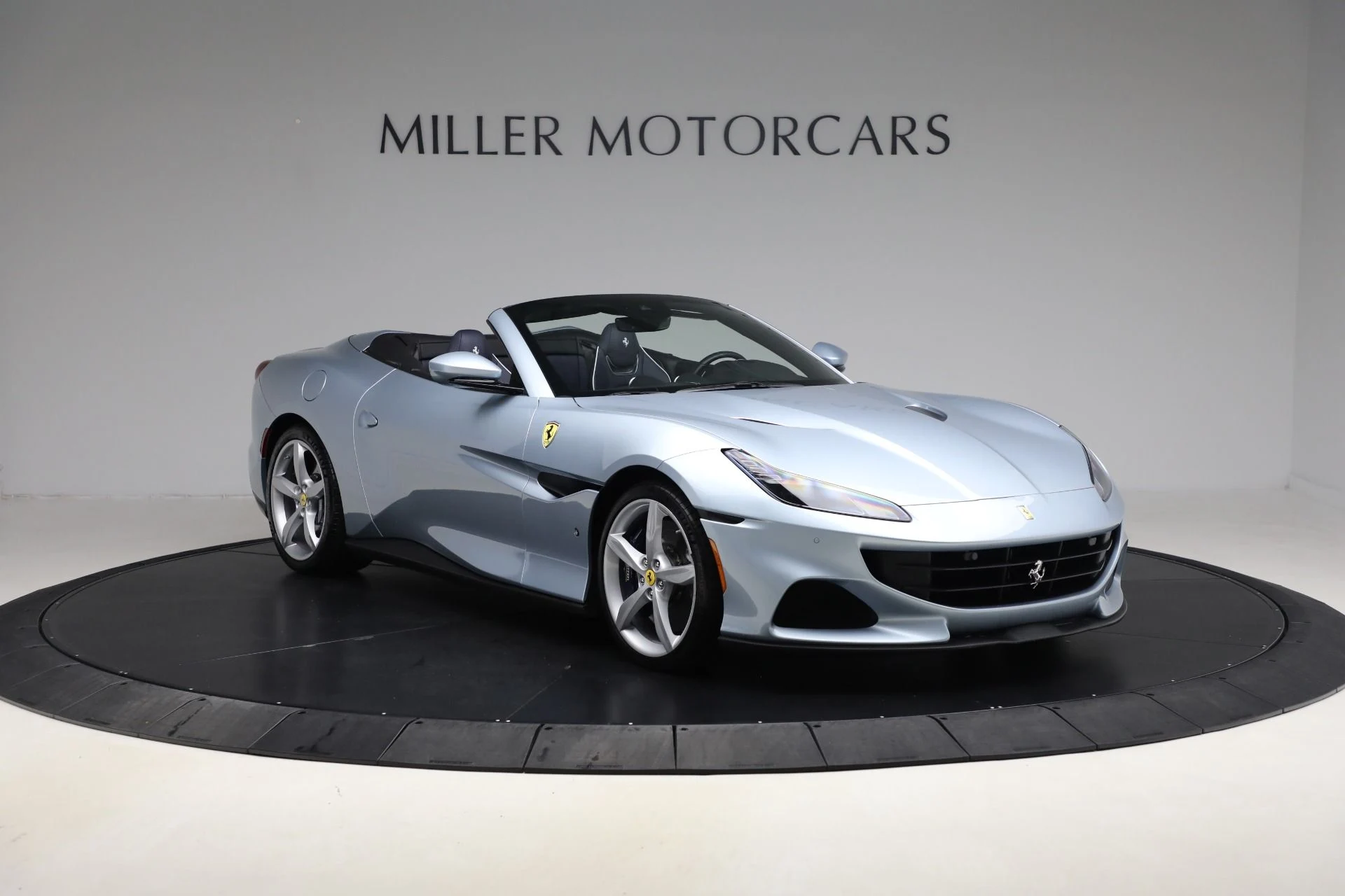 mph009_3953917961_Used_2023_Ferrari_Portofino_M_1762634219_b68a43d802