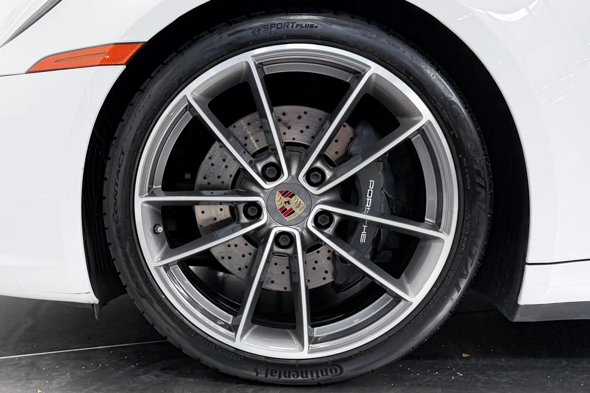 mph009_3957131654_Used_2020_Porsche_911_Carrera_4_S_Sport_Package_Premium_Package_1782320410_c5311c9c92