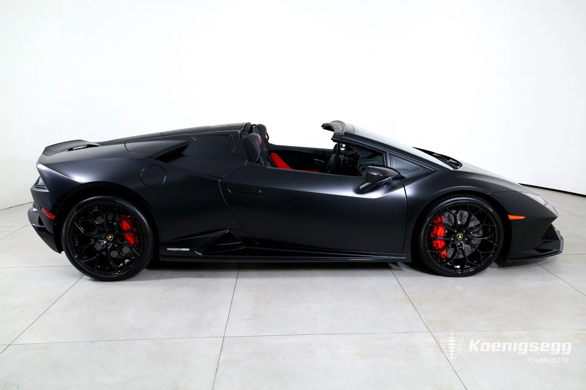mph009_3958788480_Used_2023_Lamborghini_Huracan_EVO_Spyder_1761056229_44caacf167