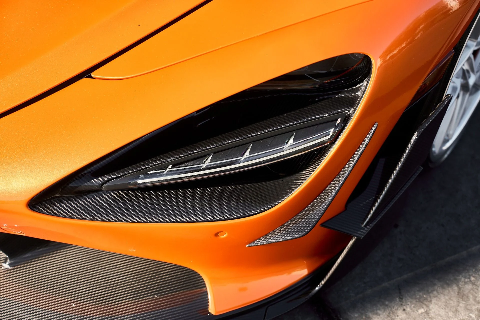 mph009_3960327064_Used_2024_Mc_Laren_750_S_1768012623_b86b9b2e72