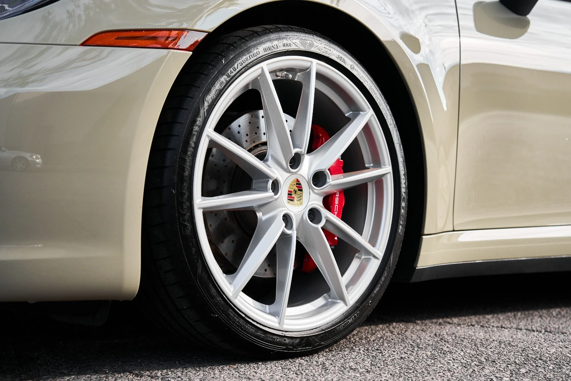 mph009_397348404_Used_2022_Porsche_911_Carrera_S_1759192808_45d766e8c3