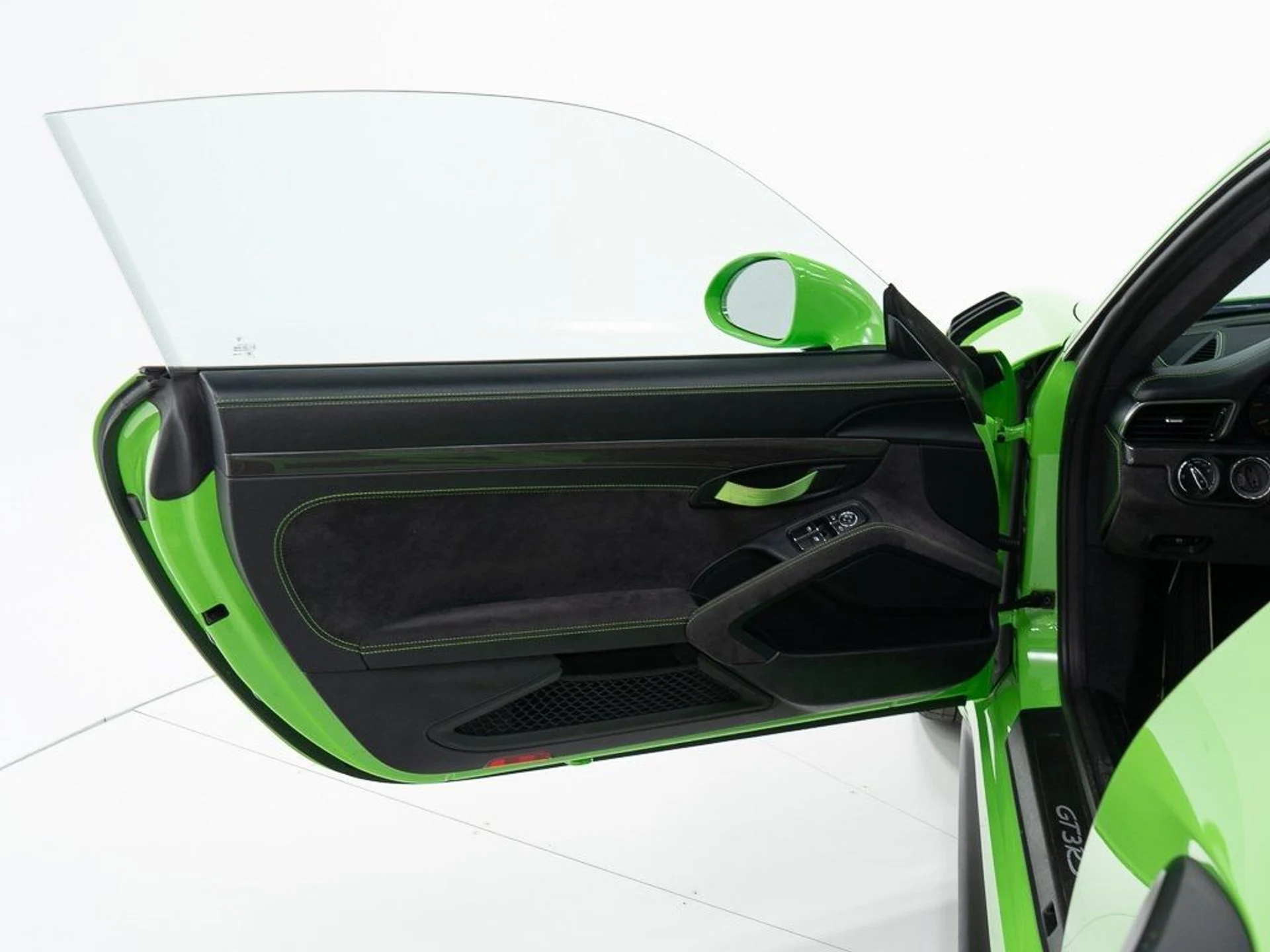 mph009_3973608284_63c725903b01a4845249d59967d12024_24e51c7c4f