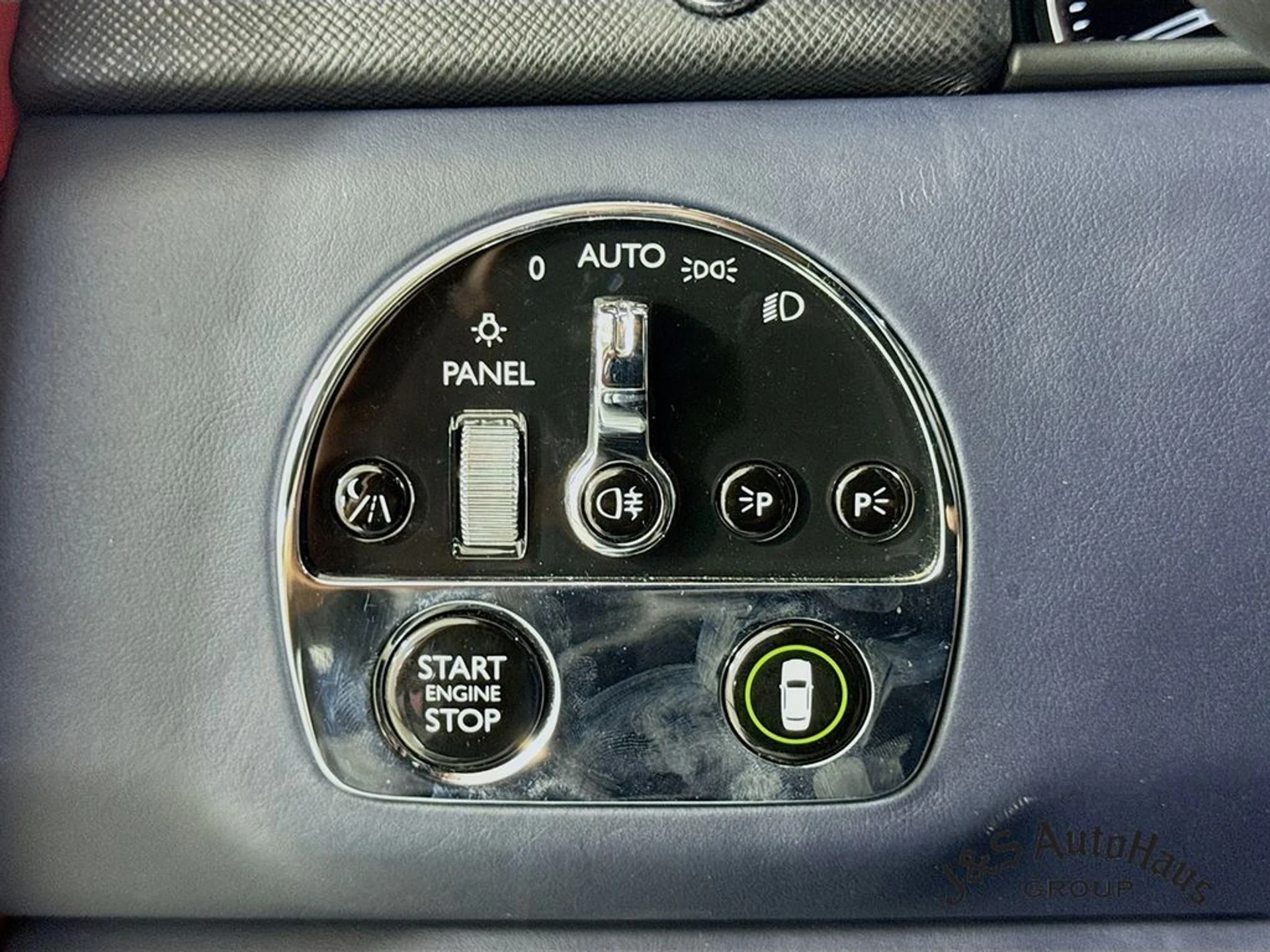 mph009_3975716828_6y8sl79n14ifn6fy4tzu0slemww8_e9d1d374c0