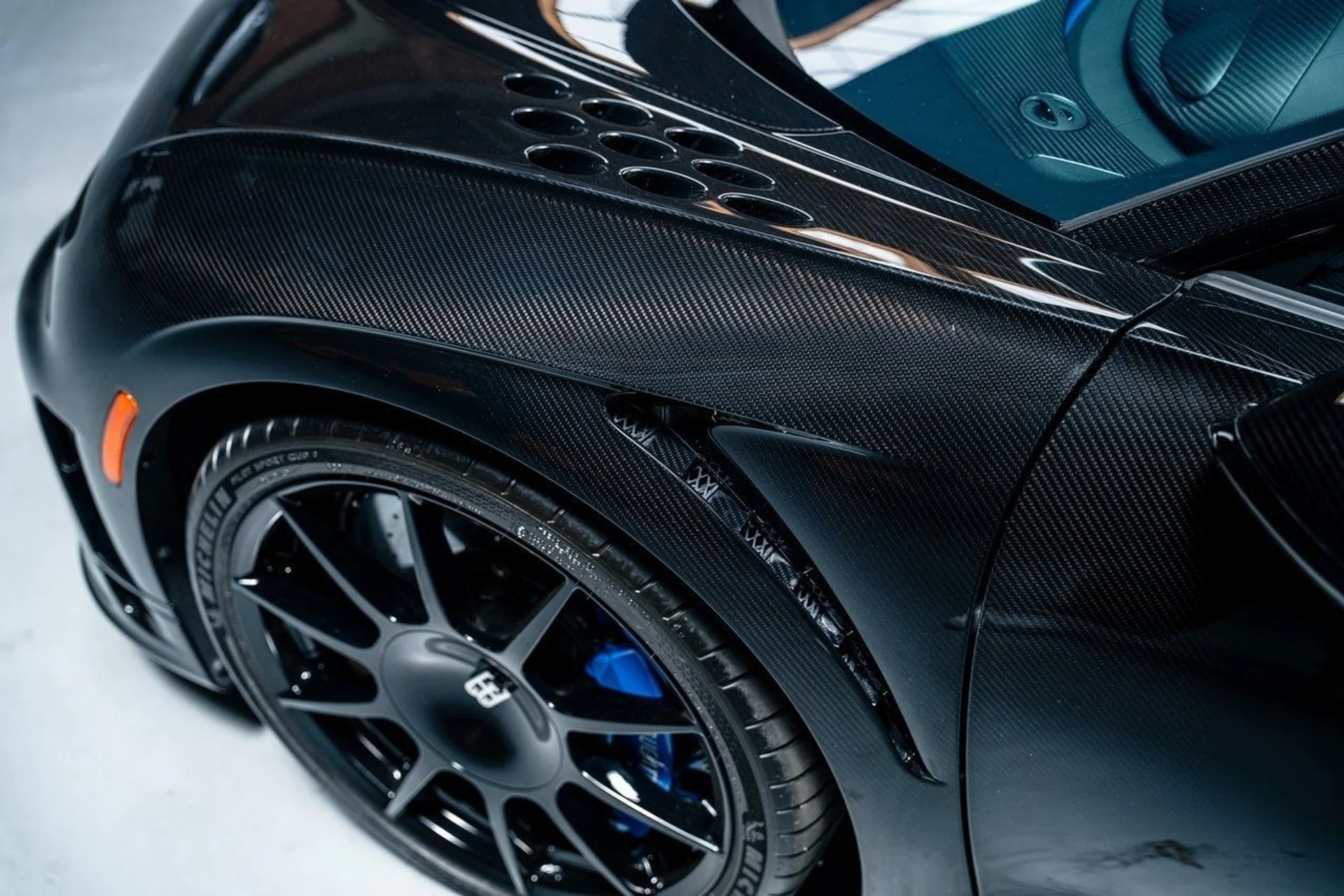 mph009_3977166703_dd9b68c059729b31a28f4ab397067b93x_aac91bde35