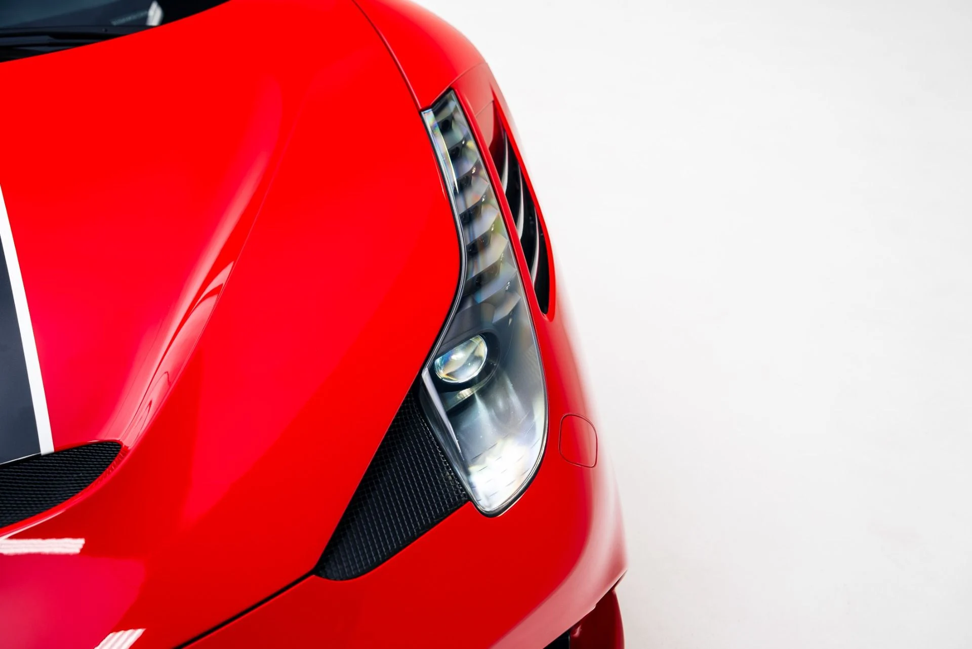 mph009_3978513444_Used_2015_Ferrari_458_Speciale_1766529328_834d085de0