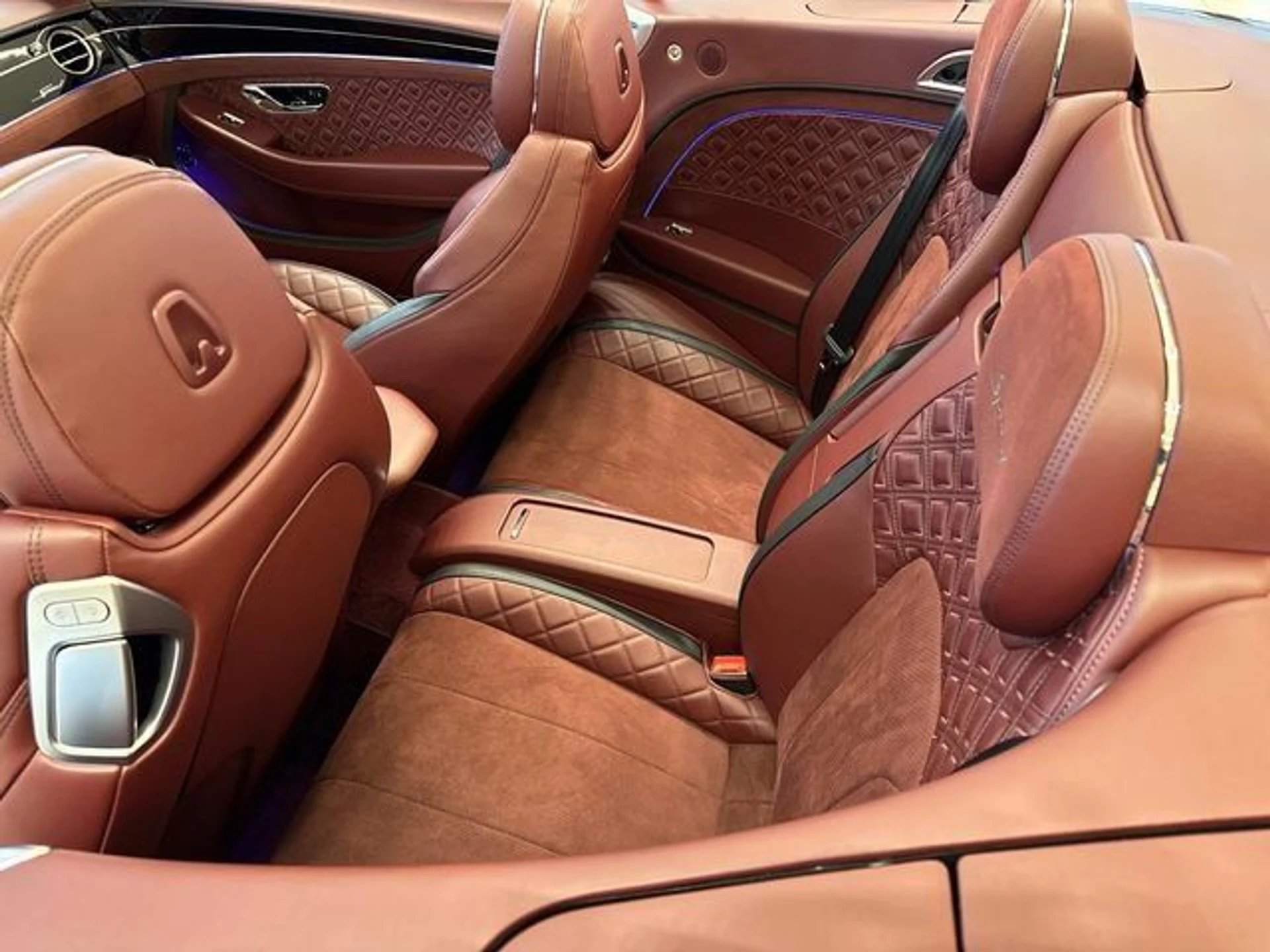 mph009_3979511243_219e477d106181535e4cd3c93514dd62_2377d09f0b