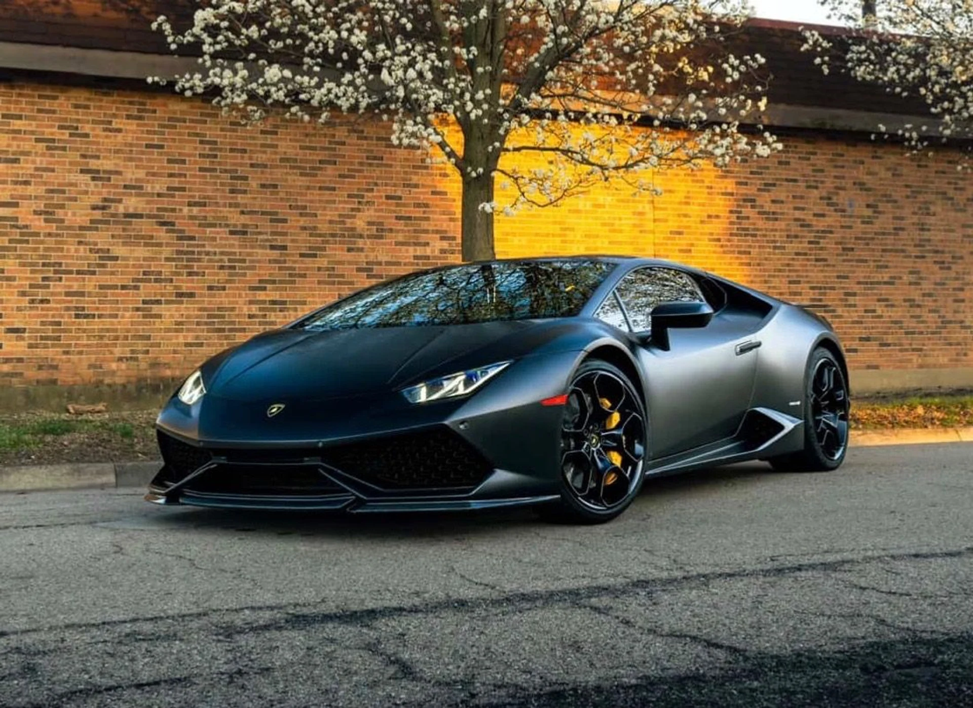 mph009_3982389862_Used_2015_Lamborghini_Huracan_LP_610_4_1770680877_a7f65ca175