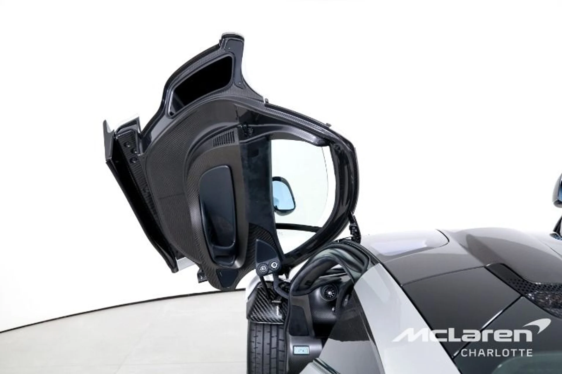mph009_3987206171_Used_2015_Mc_Laren_P1_0e559690c4