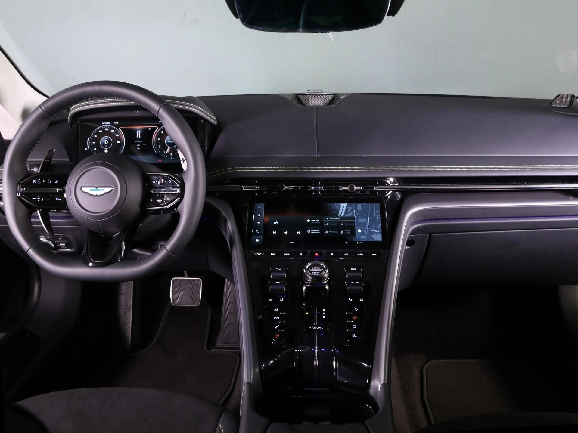 mph009_4015653574_New_2025_Aston_Martin_DB_12_1763585556_962c4b9d5b