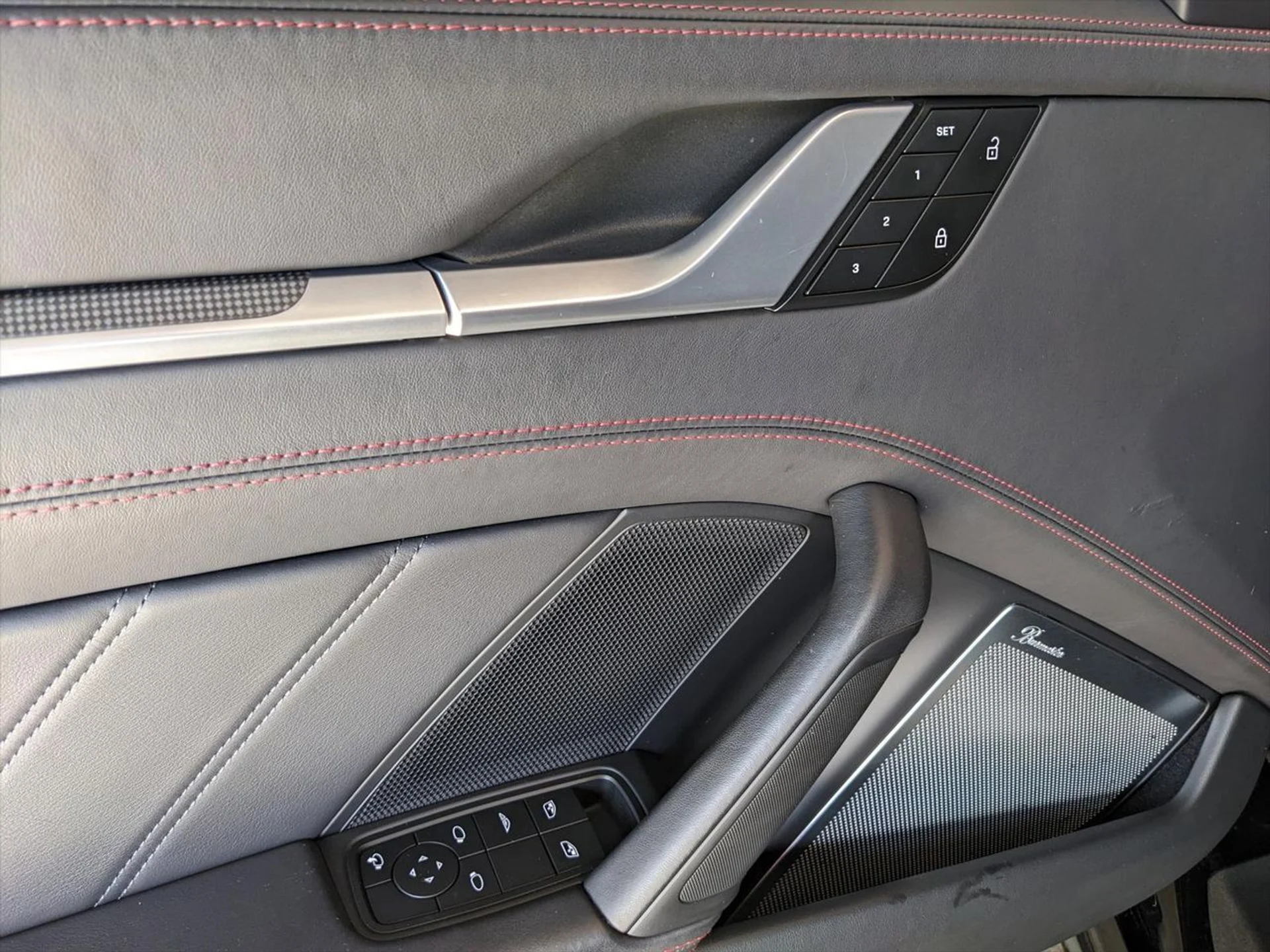 mph009_4019064329_b36aeca7172039a3ca211ef2b00aac7e_5876d643aa