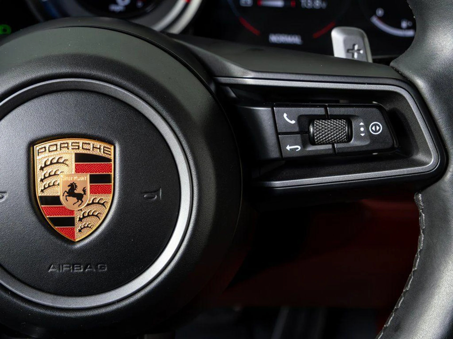 mph009_4019176921_Kxo_GC_3_SDXCAR_1_Nj_PFB_Ujiymfw7_E_4b405d5579