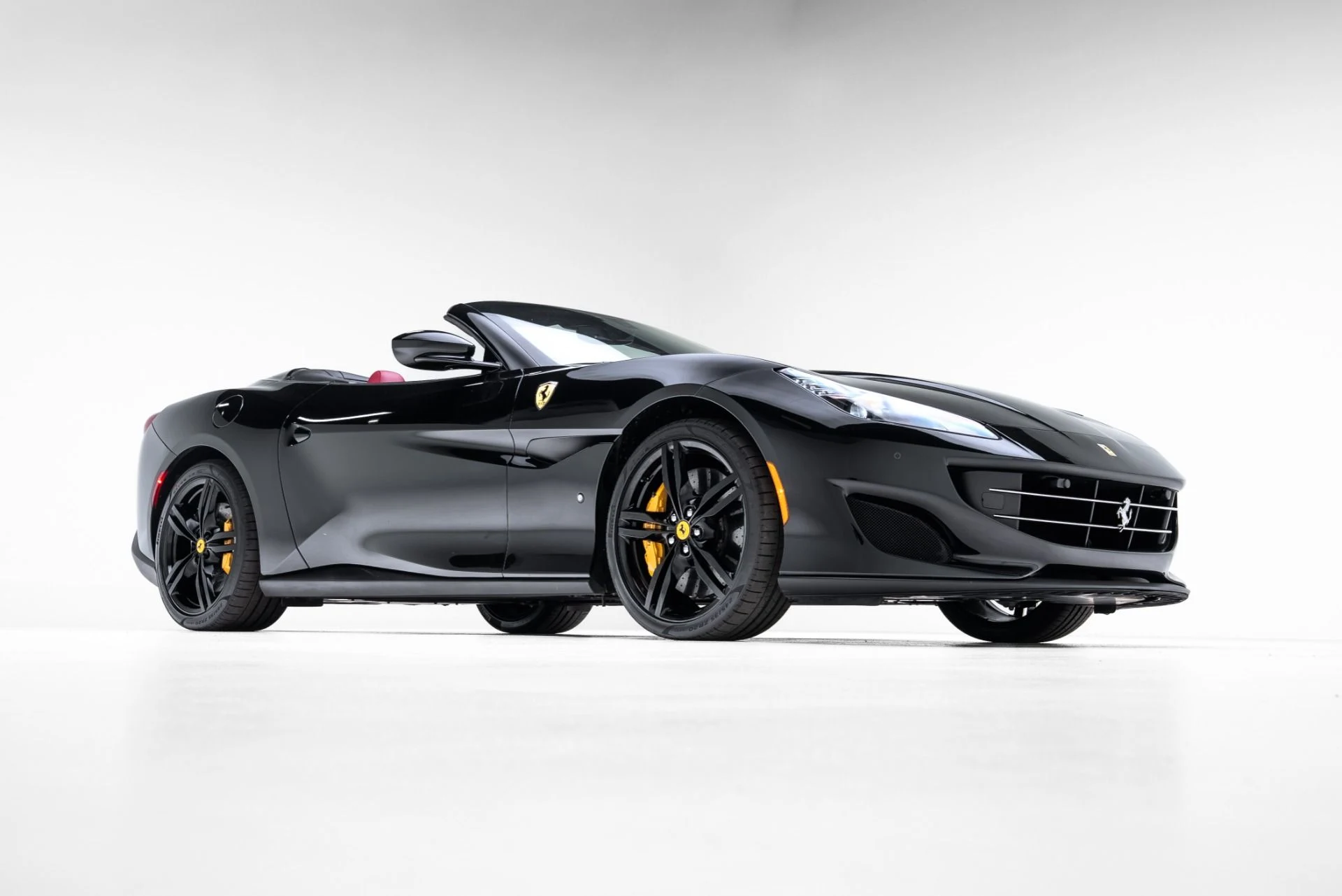 mph009_402200089_Used_2019_Ferrari_Portofino_1773084196_96b000e95f