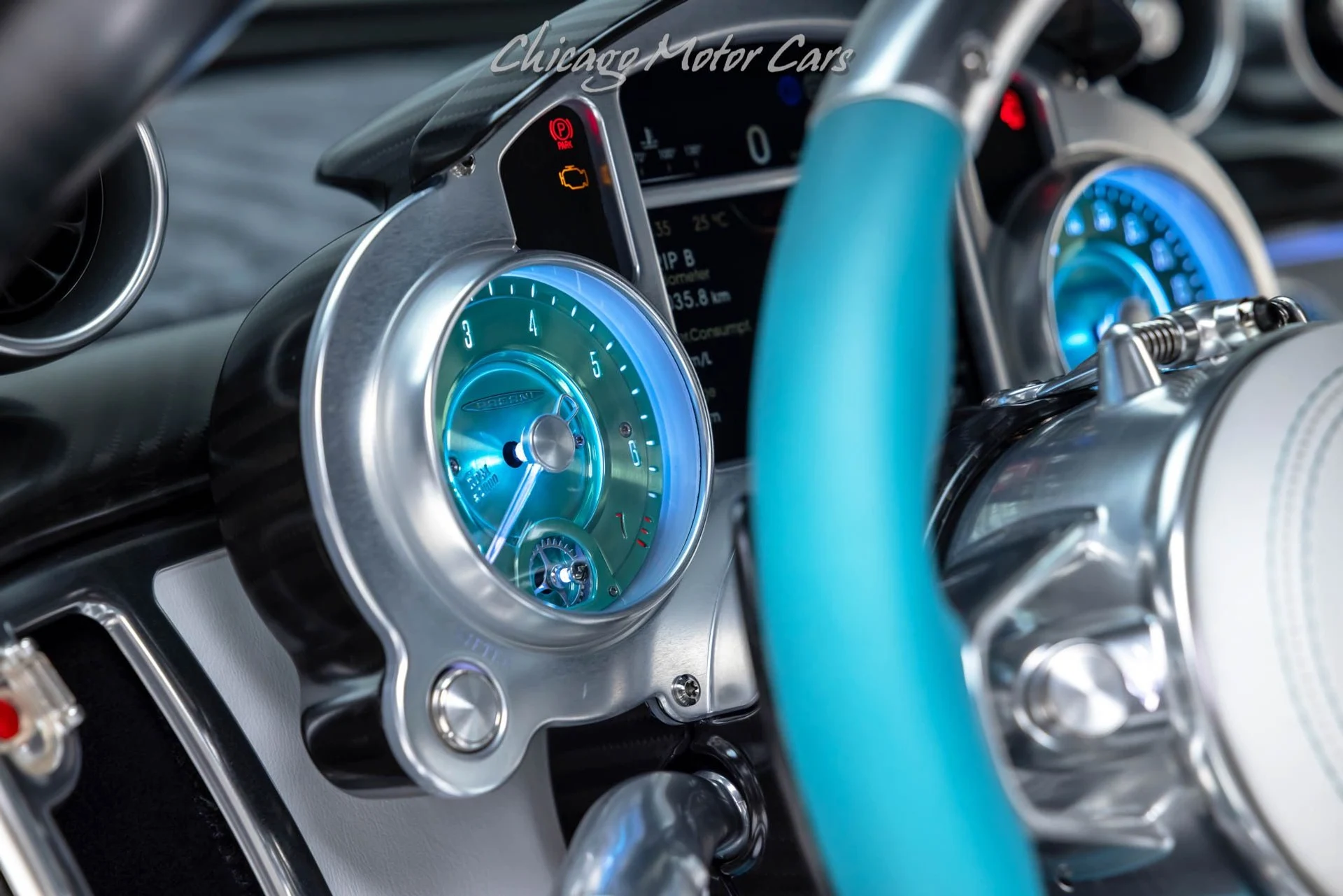 mph009_4027662948_13001_p10_l_0f8d7ec6c7