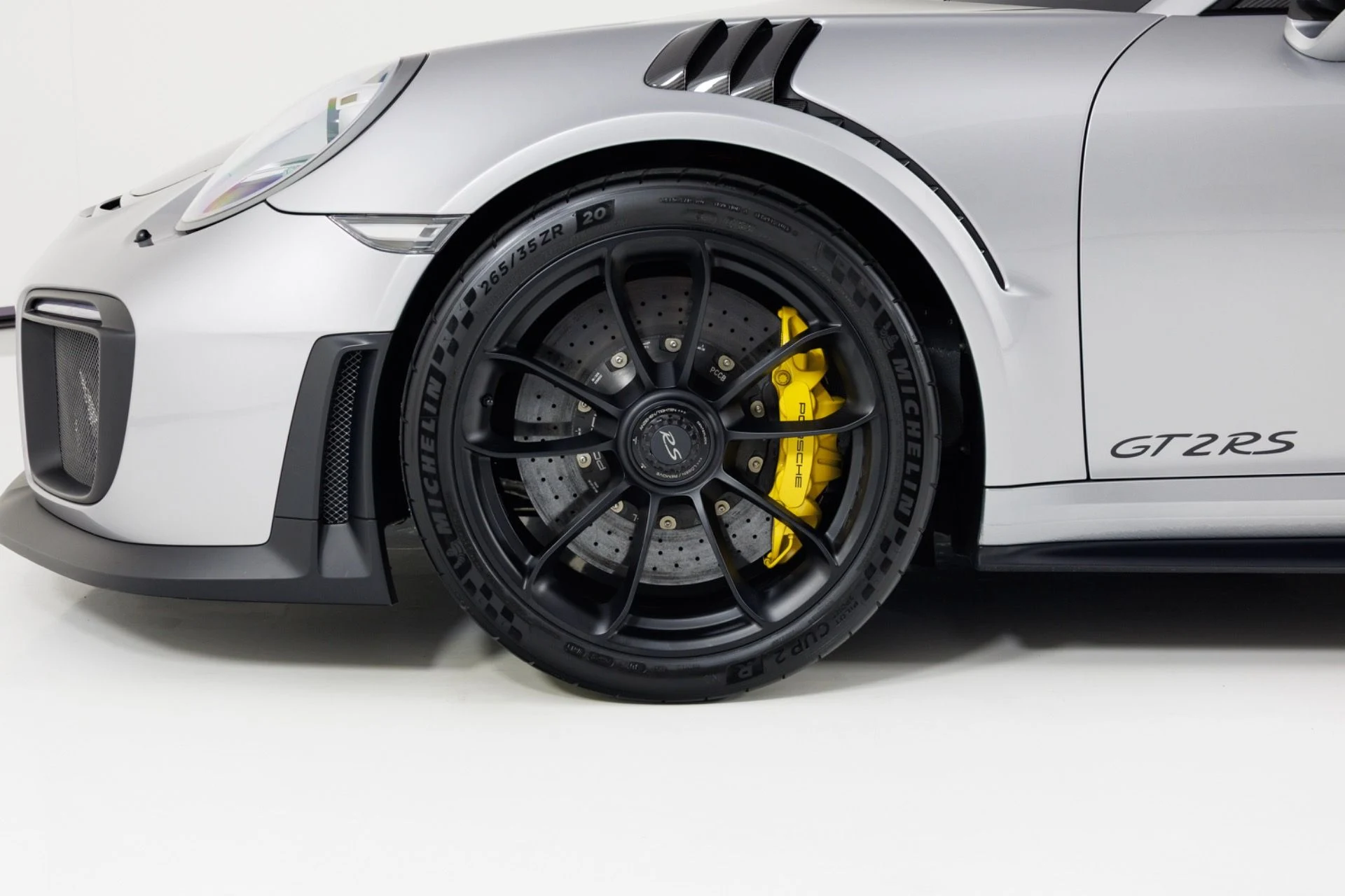 mph009_4027918209_Used_2018_Porsche_911_GT_2_RS_1791916169_44d488fafa