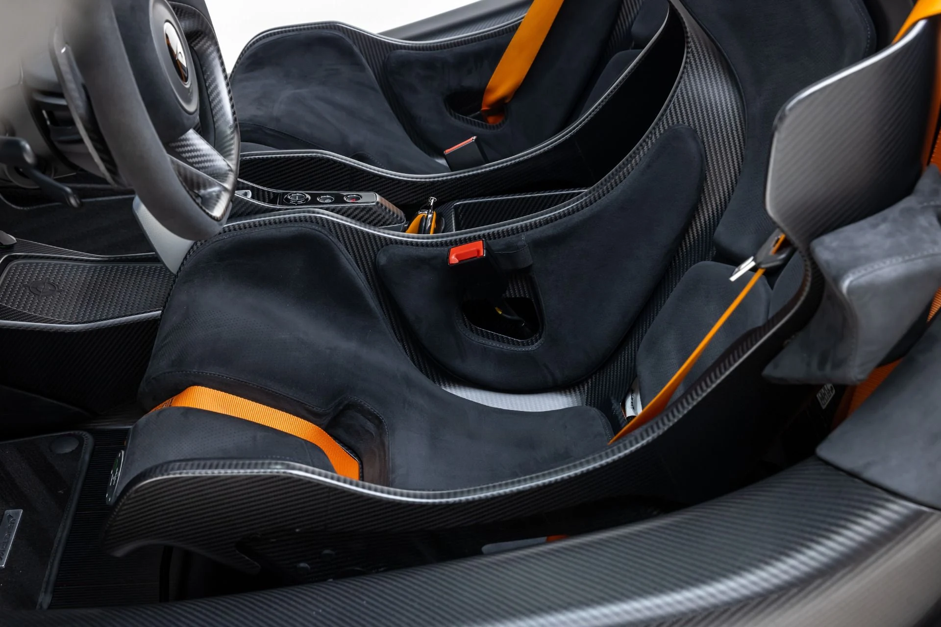 mph009_4031237630_13122_p10_l_e11b0536b1