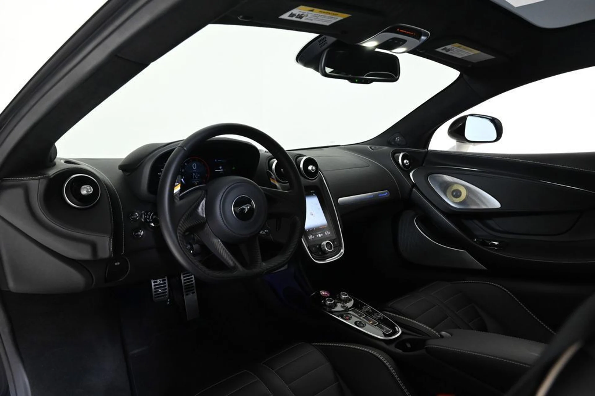 mph009_4036292196_used_2025_mclaren_gts_11350_22954265_9_1024_29475b04a0