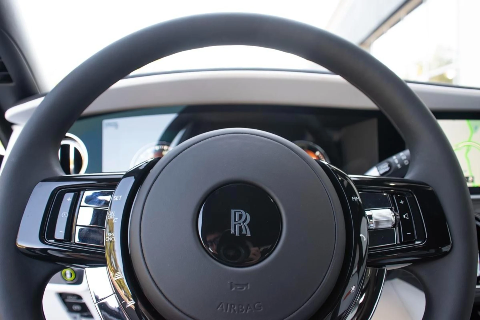 mph009_4041014797_Used_2024_Rolls_Royce_Ghost_1733915394_0d3a341cfd