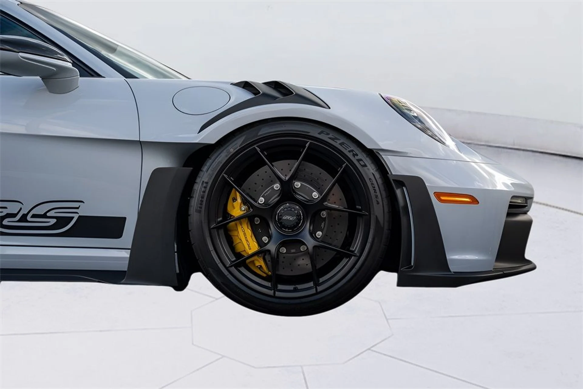 mph009_4041957385_image_11_01acd9ee89